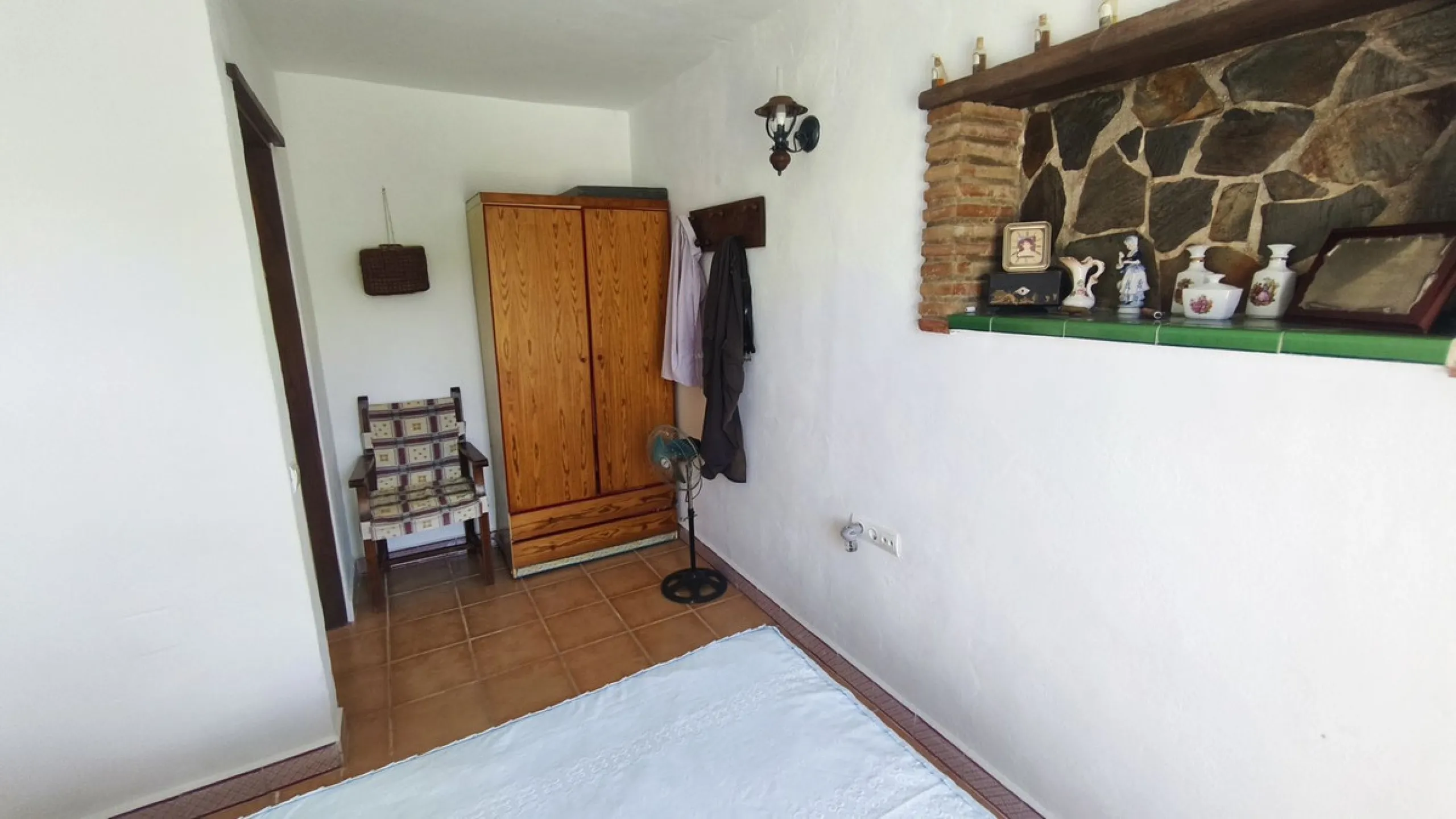 Charming property with views, pool and covered terrace - near Marbella