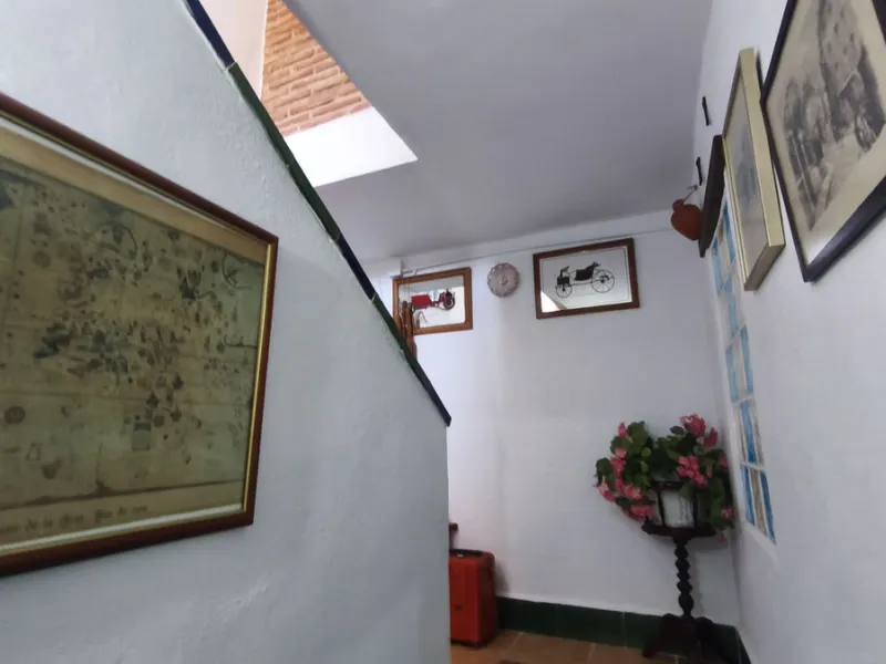 Charming property with views, pool and covered terrace - near Marbella