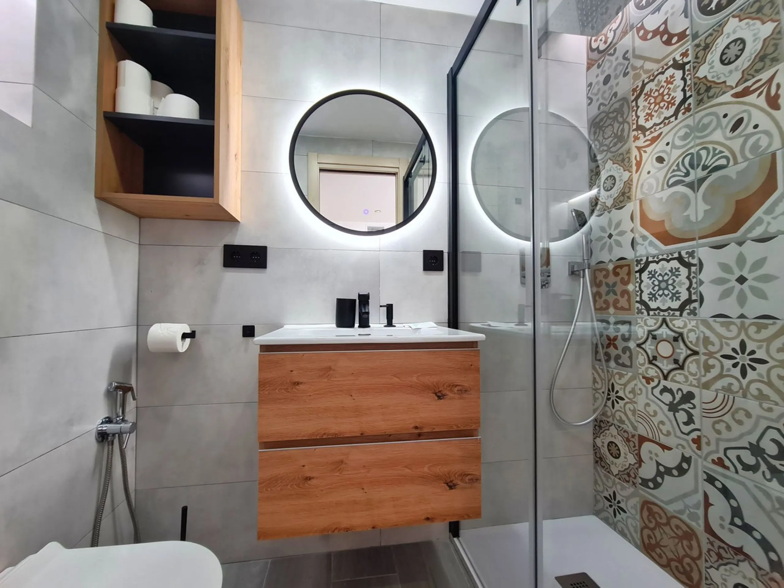 MAGNIFICENT 4-BEDROOM APARTMENT IN THE CENTER OF ESTEPONA