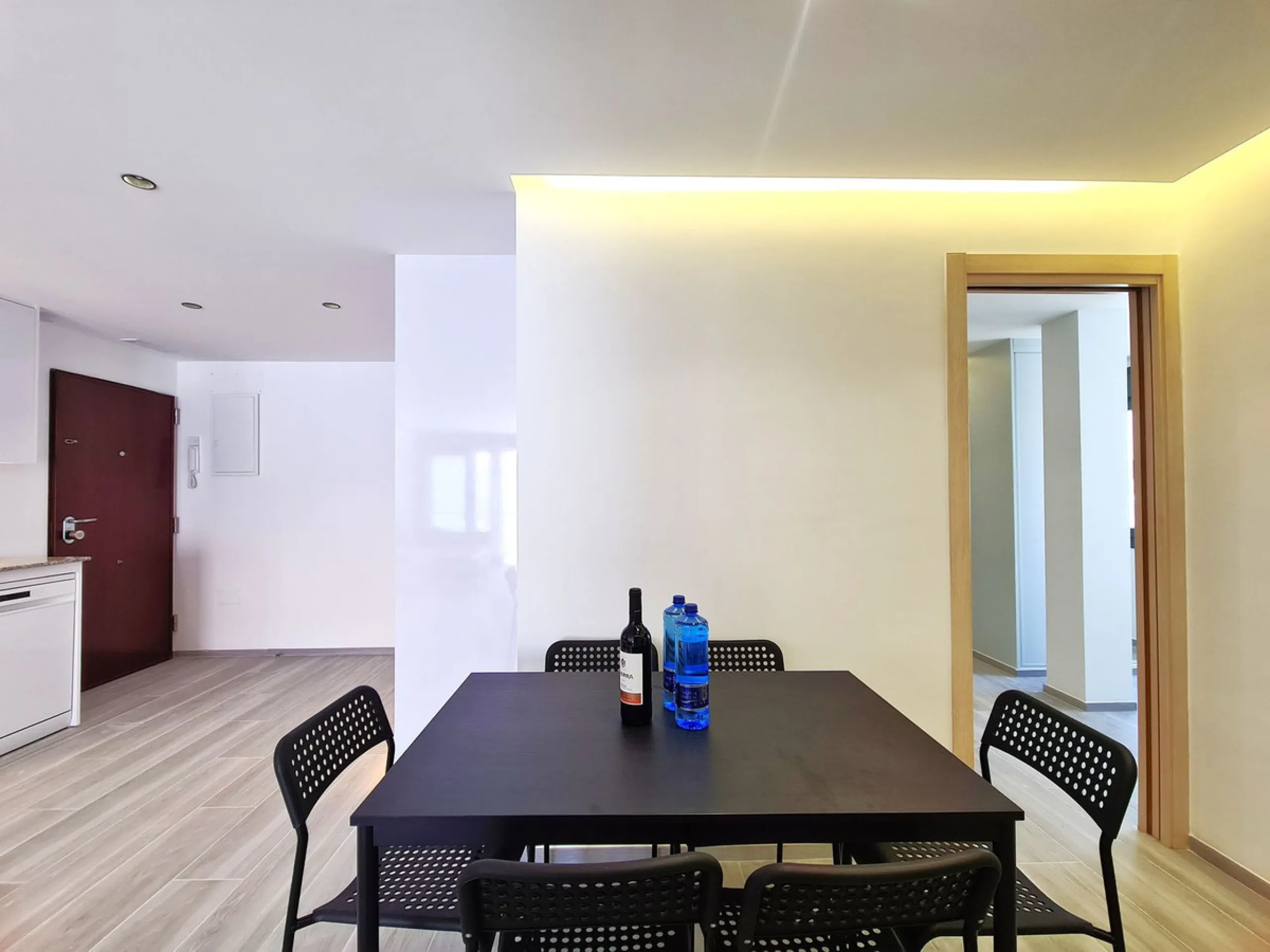 MAGNIFICENT 4-BEDROOM APARTMENT IN THE CENTER OF ESTEPONA