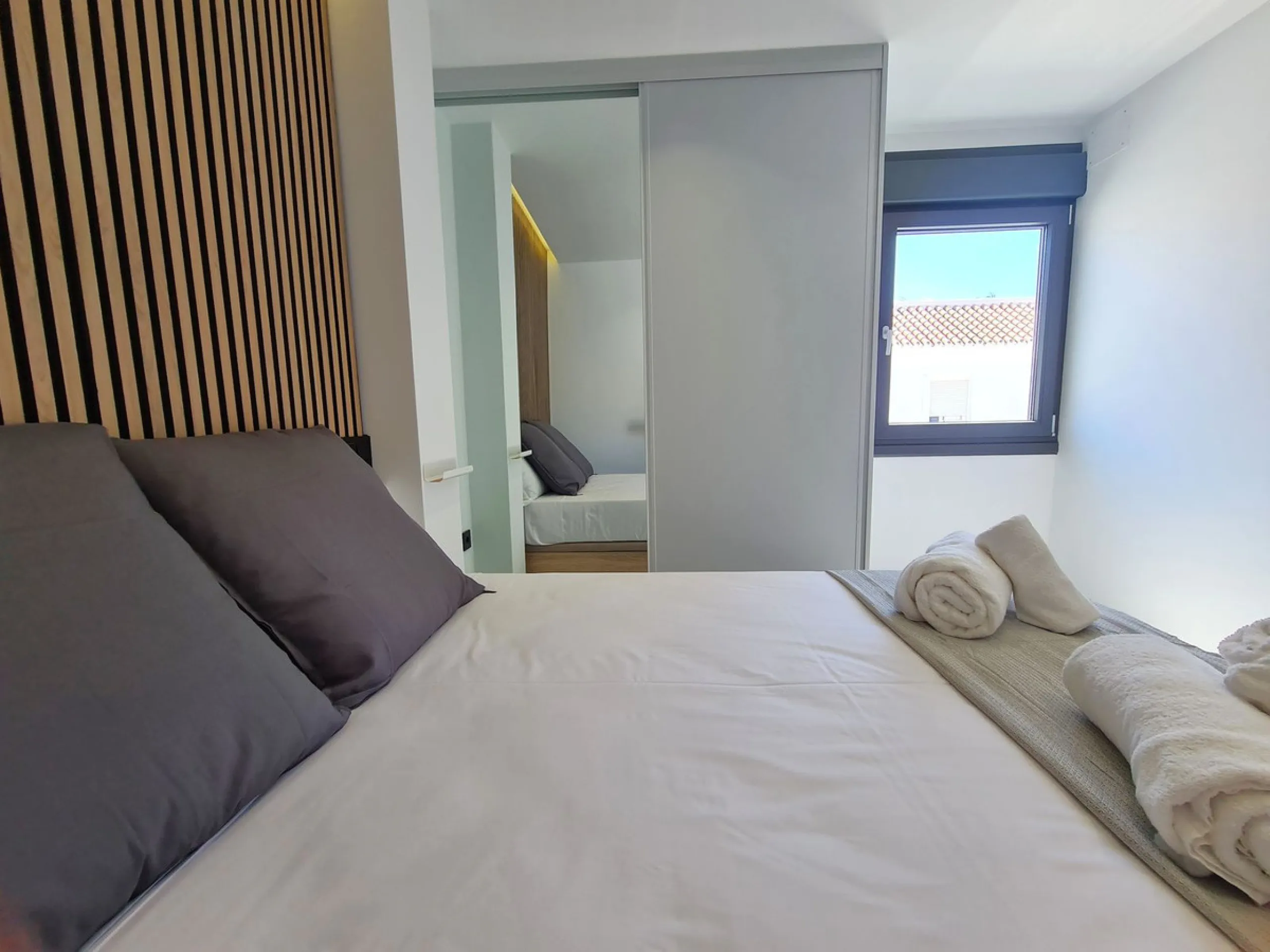 MAGNIFICENT 4-BEDROOM APARTMENT IN THE CENTER OF ESTEPONA