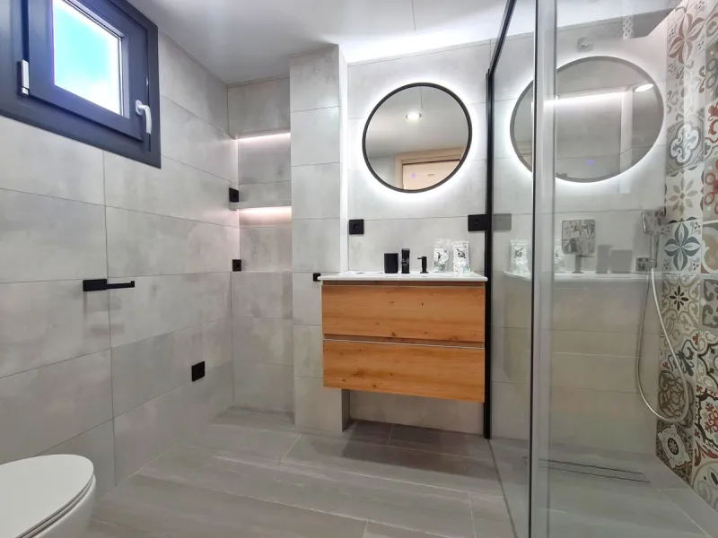 MAGNIFICENT 4-BEDROOM APARTMENT IN THE CENTER OF ESTEPONA