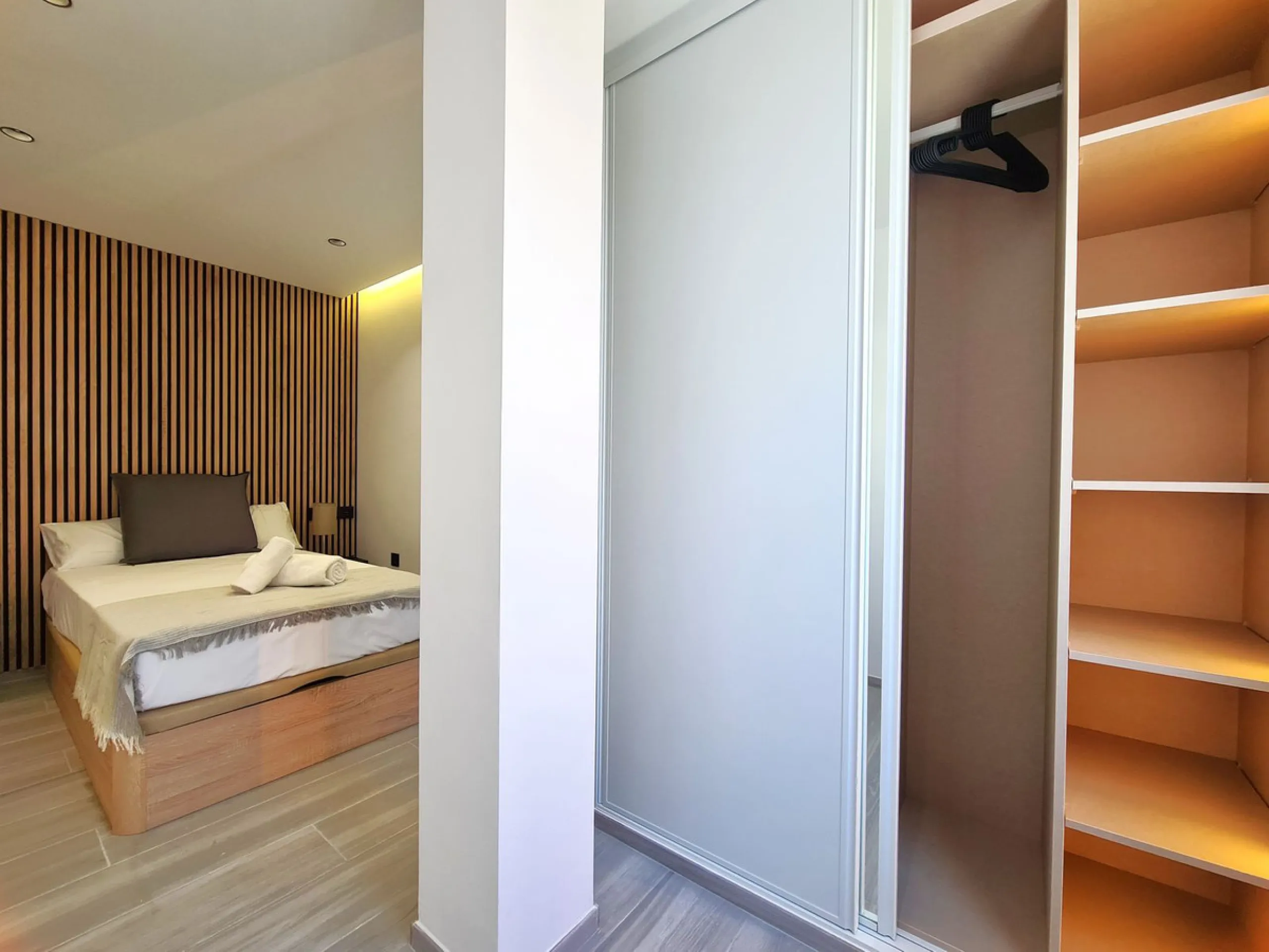 MAGNIFICENT 4-BEDROOM APARTMENT IN THE CENTER OF ESTEPONA