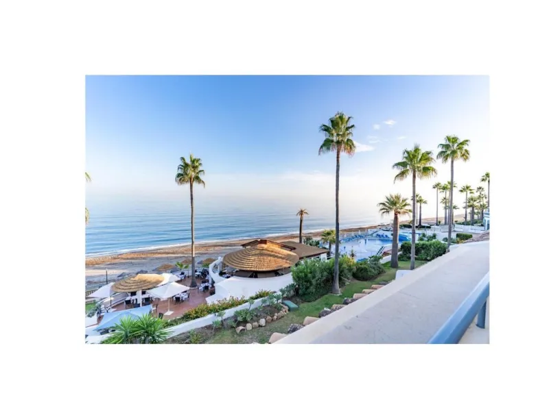 1st line beach on the New golden Mile between Marbella and Estepona!