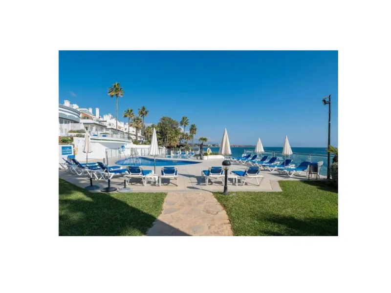 1st line beach on the New golden Mile between Marbella and Estepona!