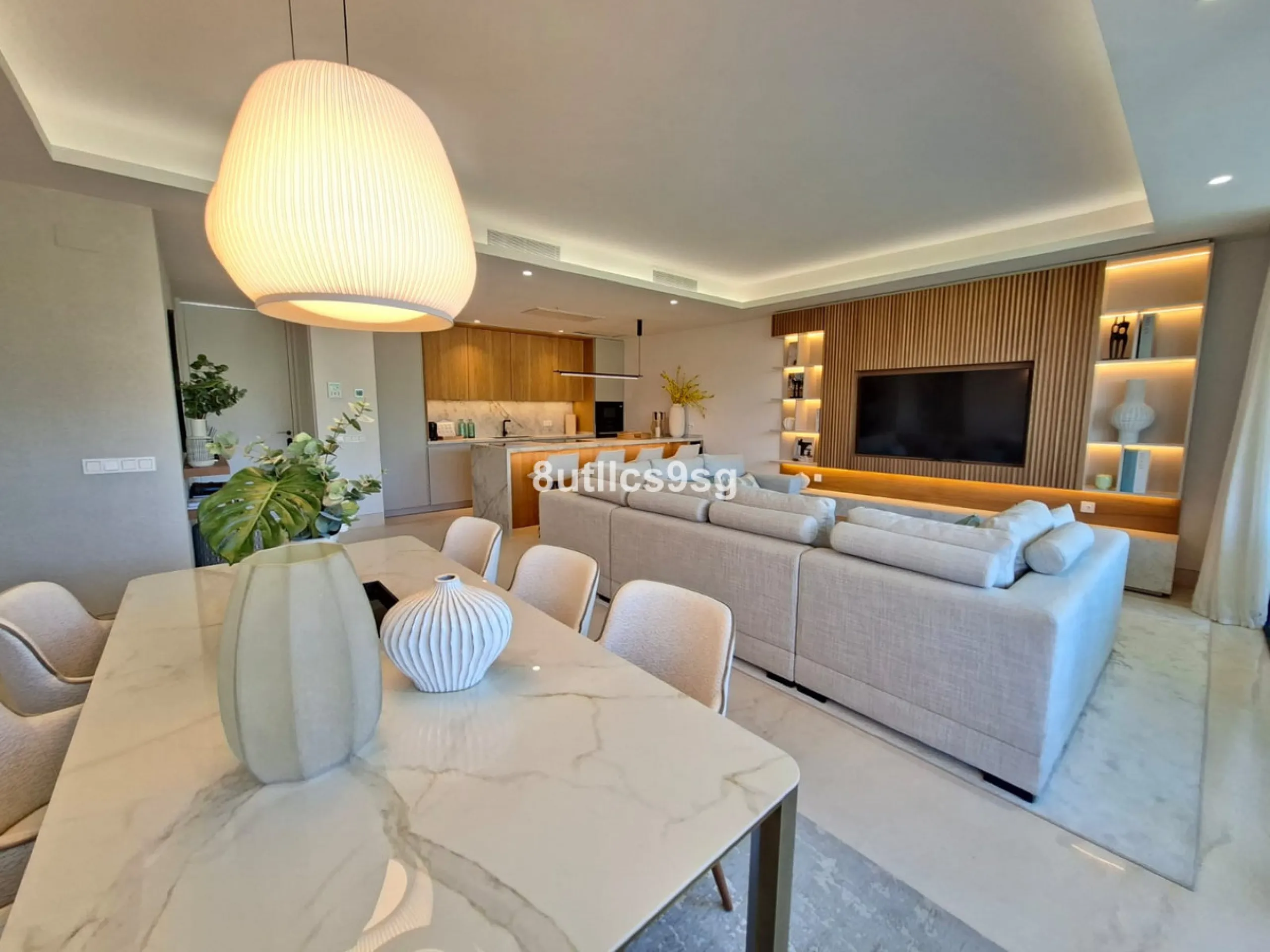 Apartment - Middle Floor Apartment в продаже в Marbella, Málaga. В доме 2 спален и 2 ванных комнат. Площадь дома 152 м²