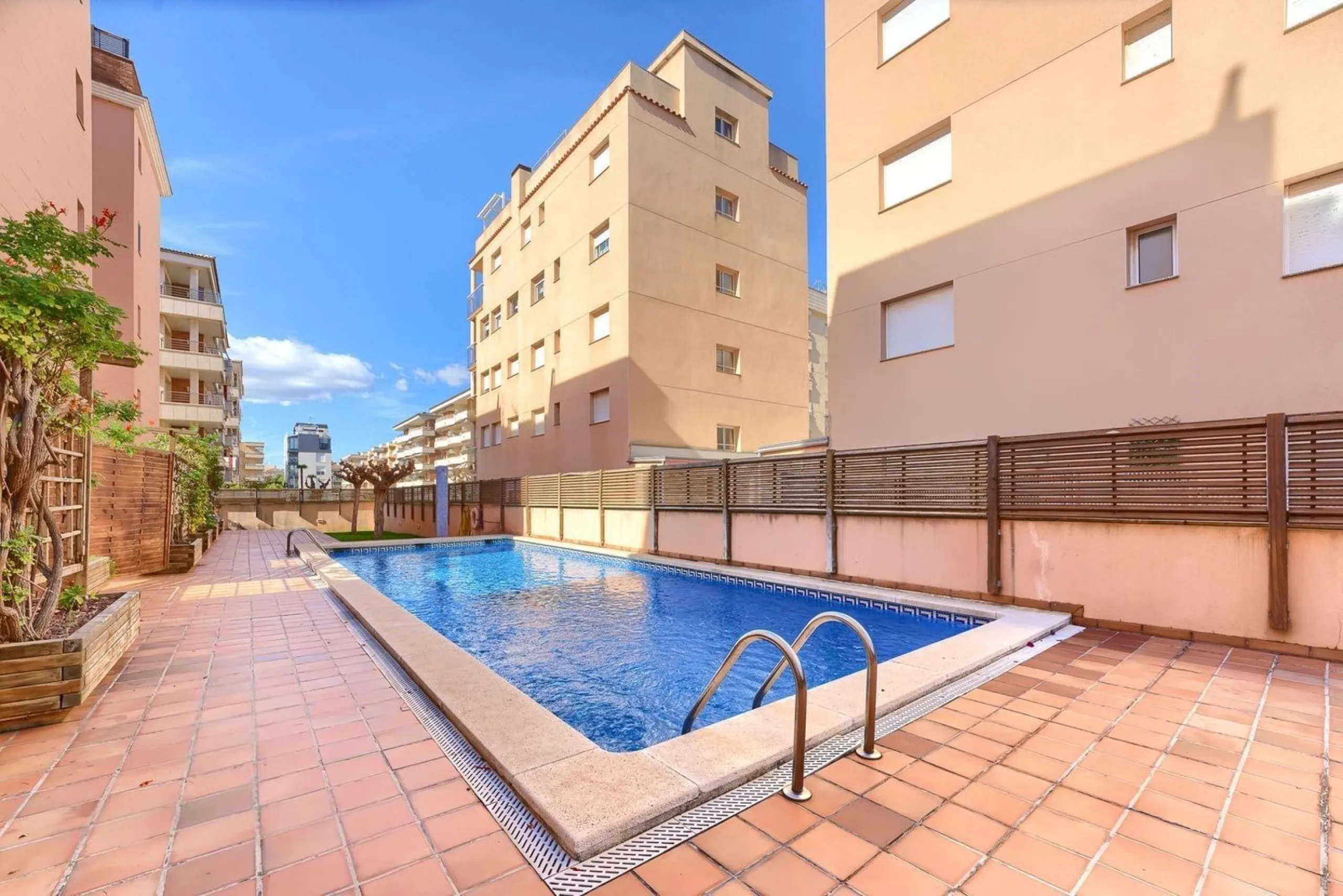 Bright frontline sea view apartment with panoramic views in Calafell, Costa Dorada