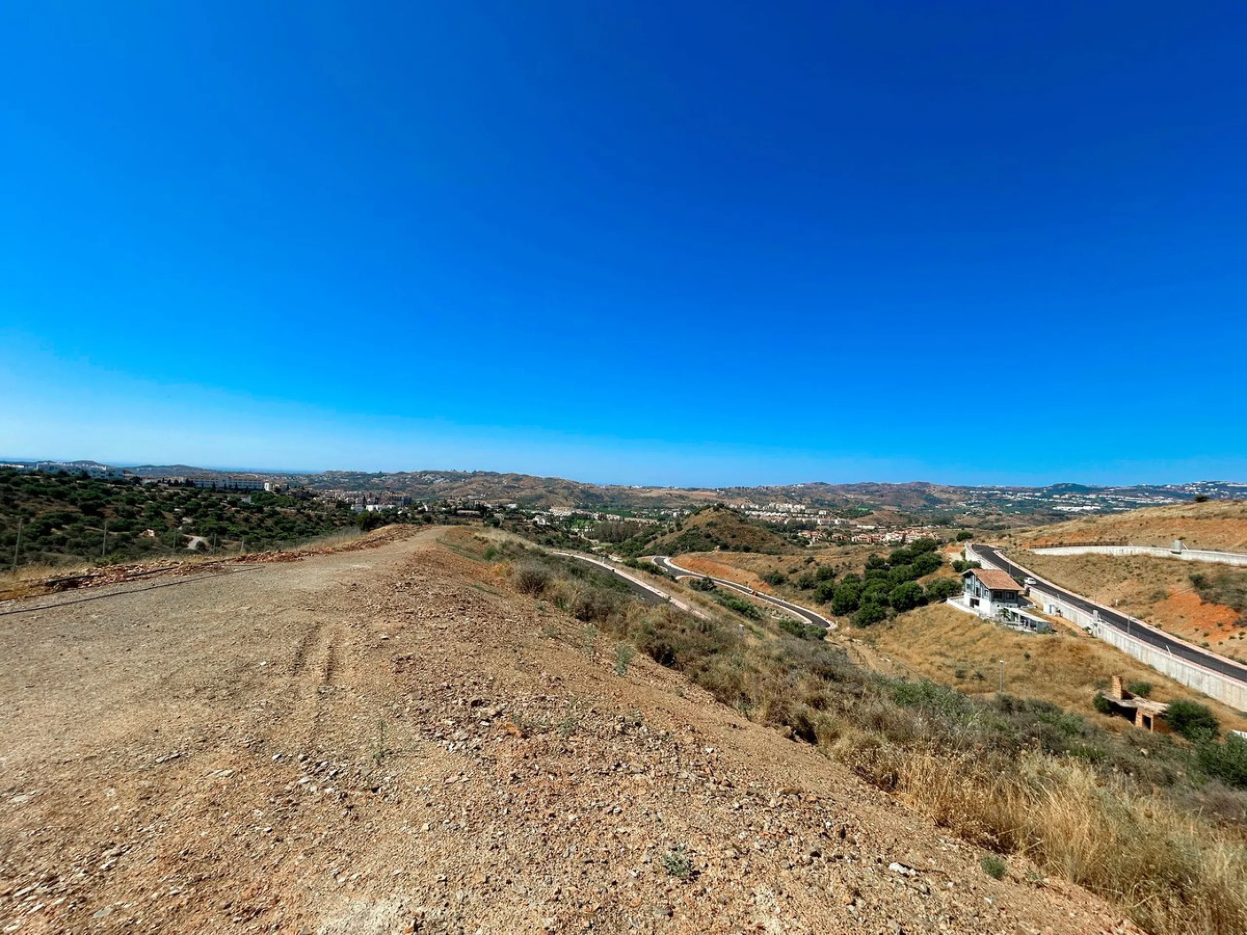 Great investment opportunity in new area of Mijas Golf