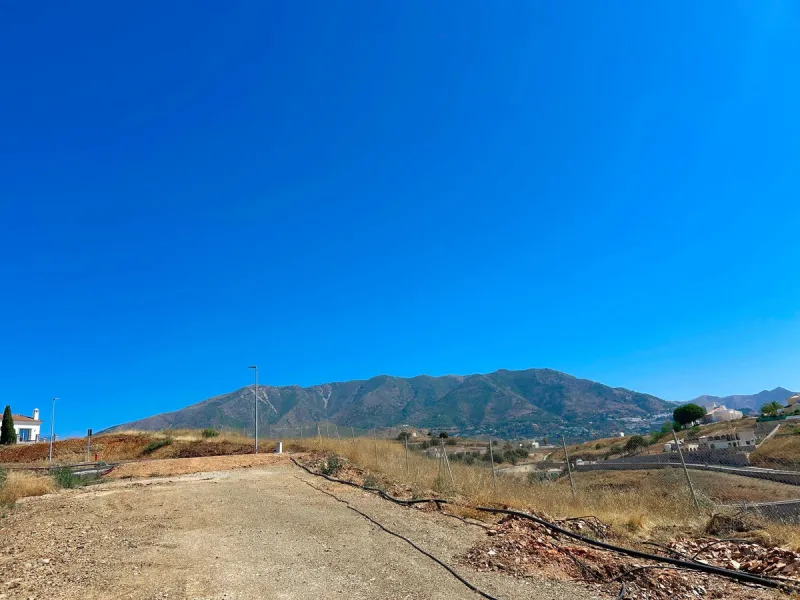 Great investment opportunity in new area of Mijas Golf