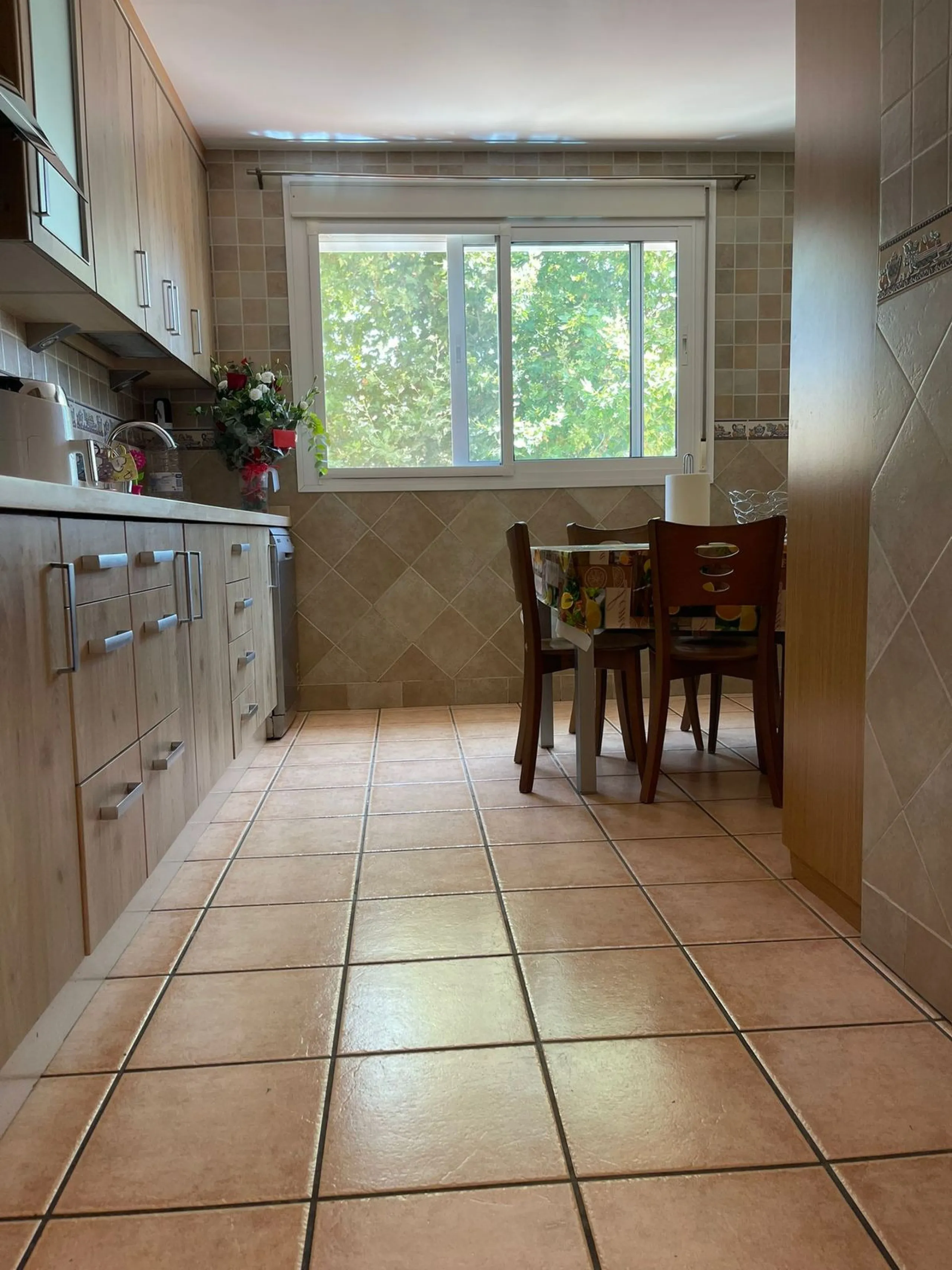 Large Family Townhouse in Estepona – Prime Location on Calle Juan Blanco