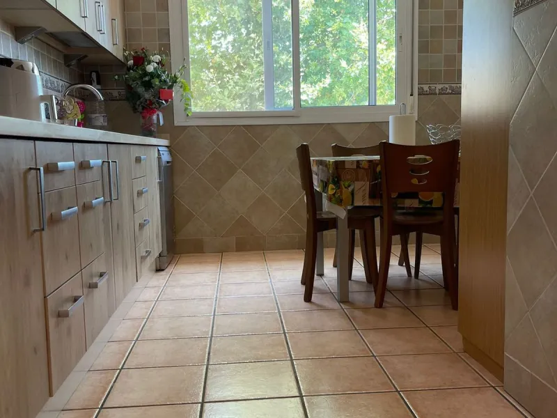 Large Family Townhouse in Estepona – Prime Location on Calle Juan Blanco