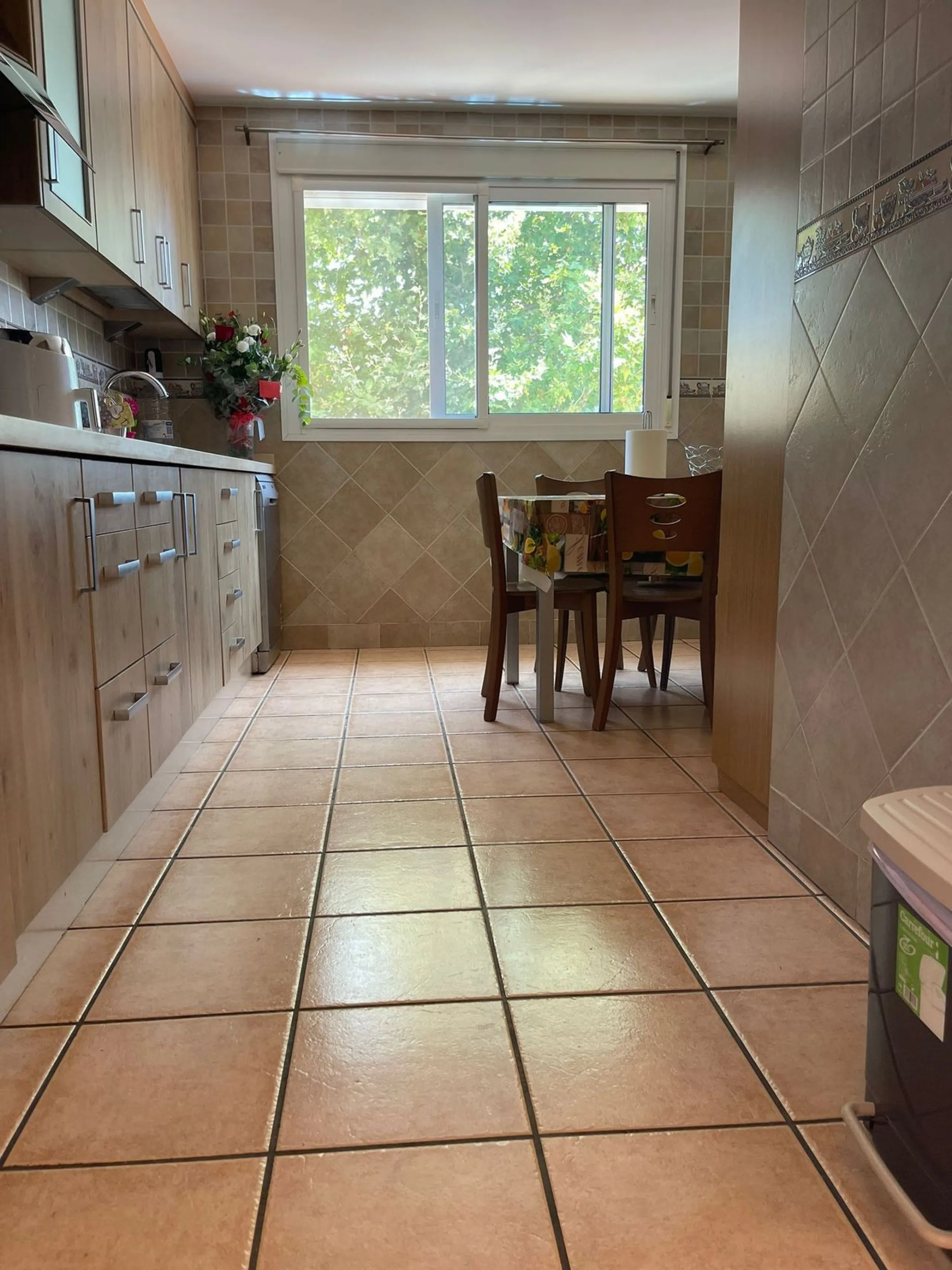 Large Family Townhouse in Estepona – Prime Location on Calle Juan Blanco