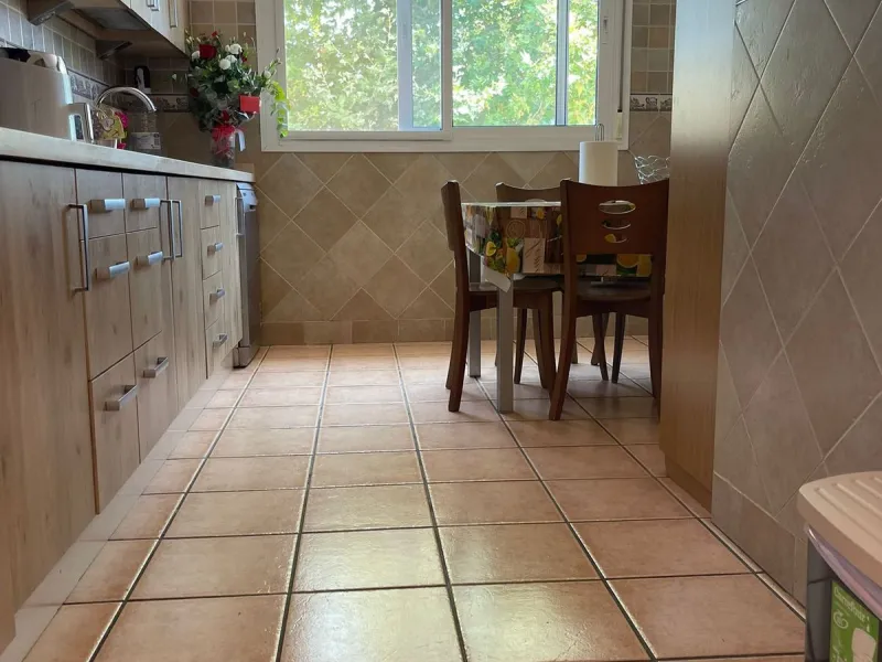 Large Family Townhouse in Estepona – Prime Location on Calle Juan Blanco