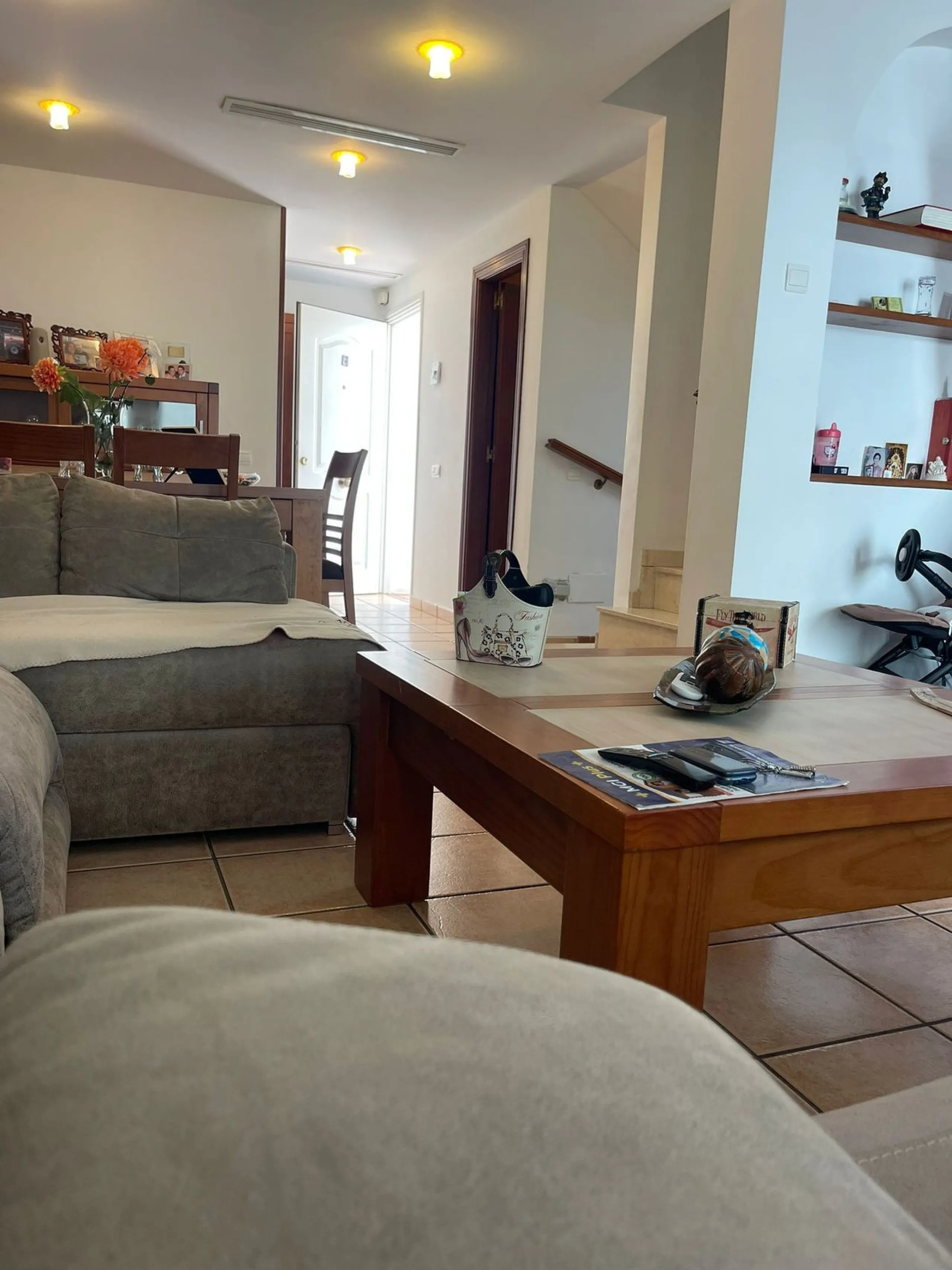Large Family Townhouse in Estepona – Prime Location on Calle Juan Blanco