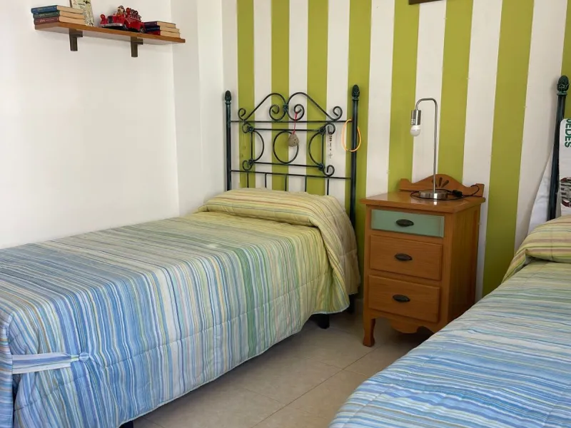 Large Family Townhouse in Estepona – Prime Location on Calle Juan Blanco