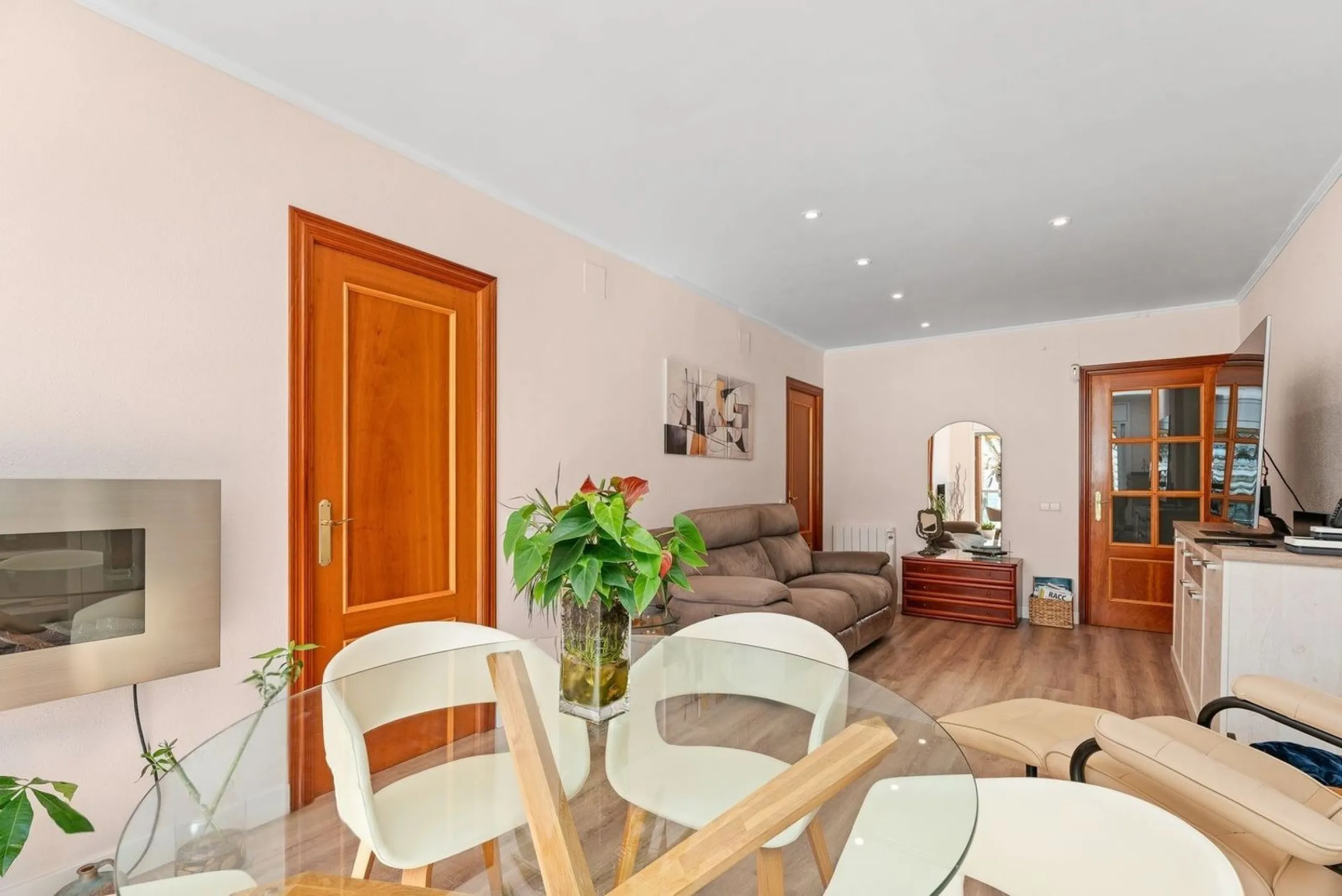 Bright frontline sea view apartment with panoramic views in Calafell, Costa Dorada