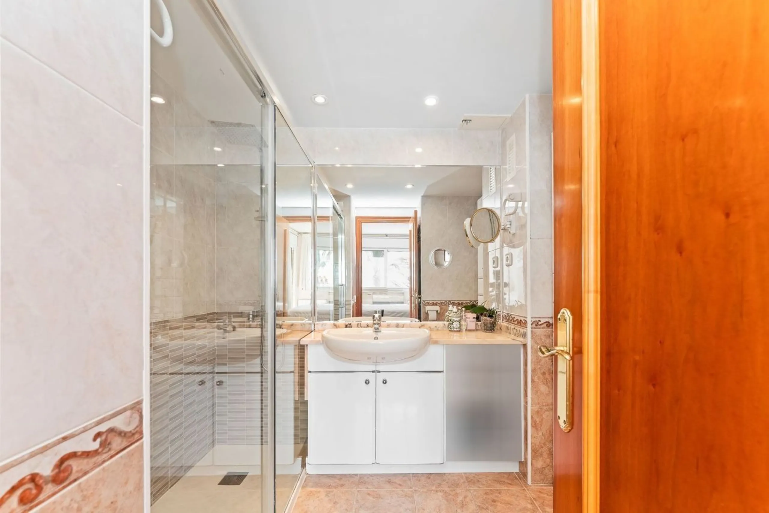 Bright frontline sea view apartment with panoramic views in Calafell, Costa Dorada