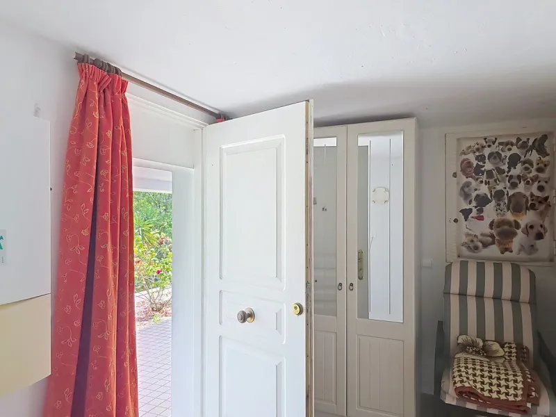 House - Detached Villa в продаже в Cómpeta, Málaga. В доме 2 спален и 2 ванных комнат. Площадь дома 229 м². Площадь участка 2497 м²