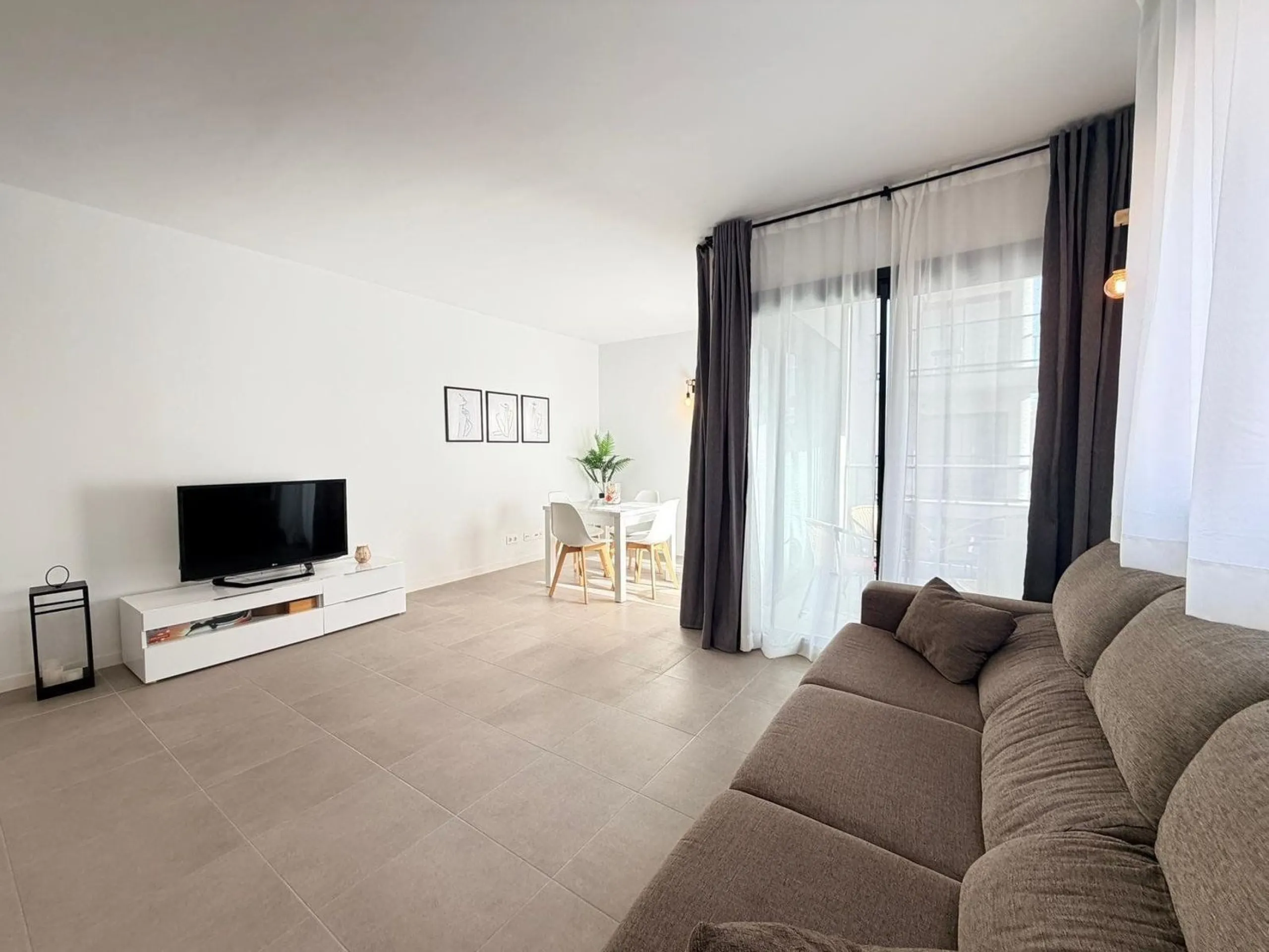 Modern bright apartment with pool next to the beach in Calafell, Costa Dorada