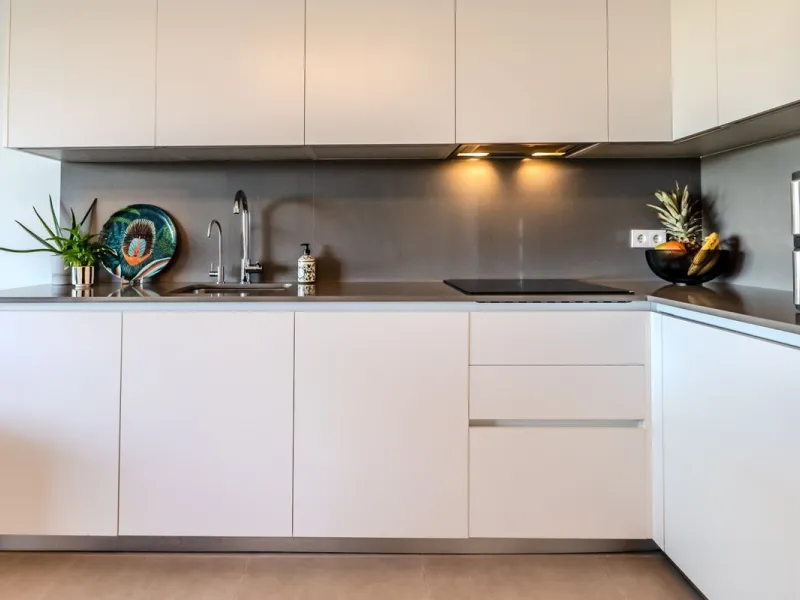 Apartment - Penthouse в продаже в Estepona, Málaga. В доме 2 спален и 2 ванных комнат. Площадь дома 75 м²