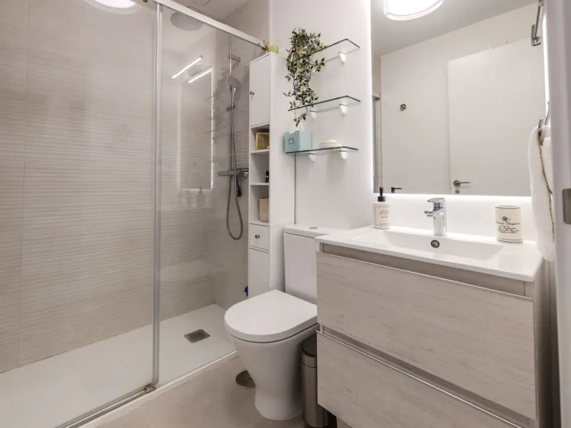 Apartment - Penthouse в продаже в Estepona, Málaga. В доме 2 спален и 2 ванных комнат. Площадь дома 75 м²