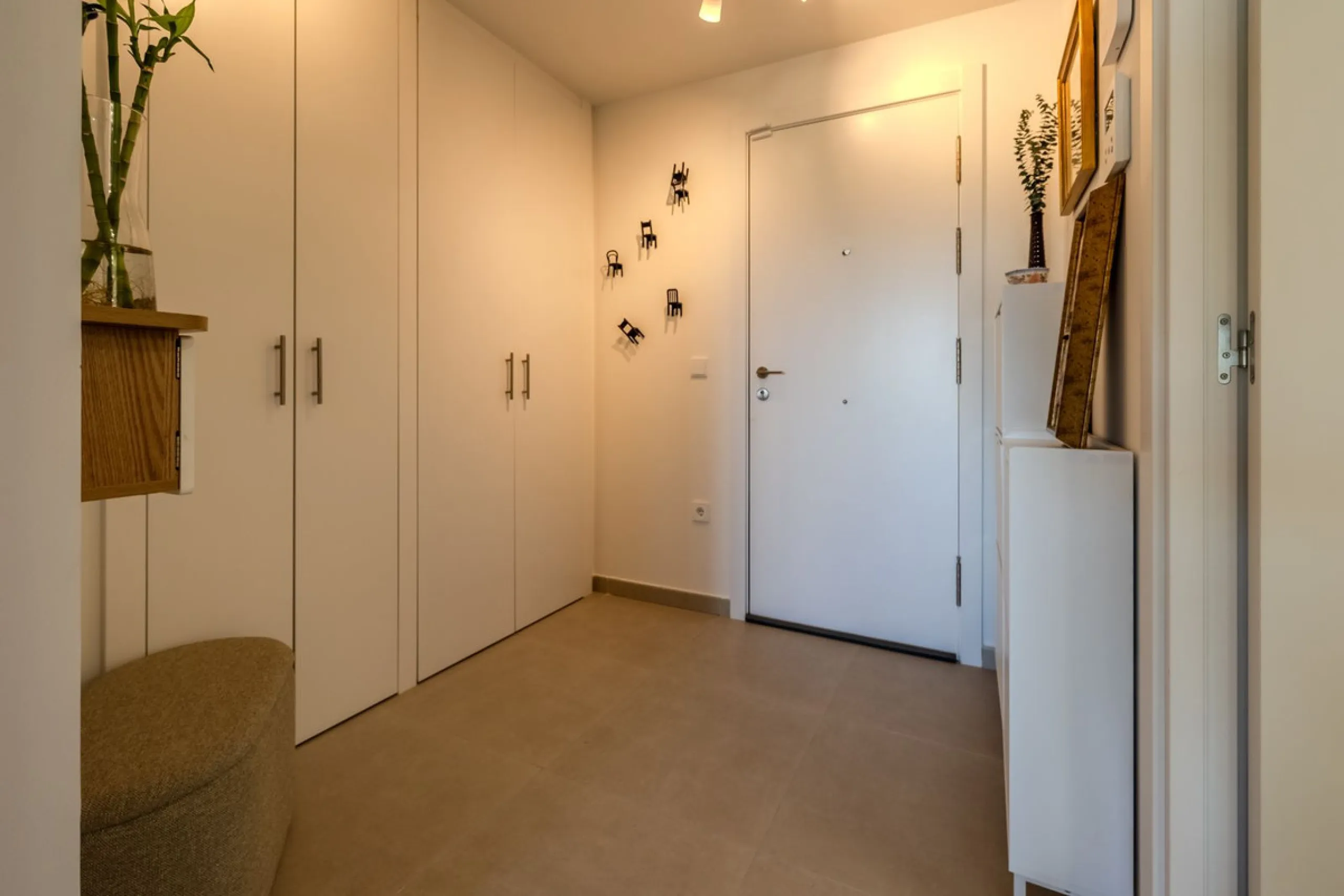 Apartment - Penthouse в продаже в Estepona, Málaga. В доме 2 спален и 2 ванных комнат. Площадь дома 75 м²