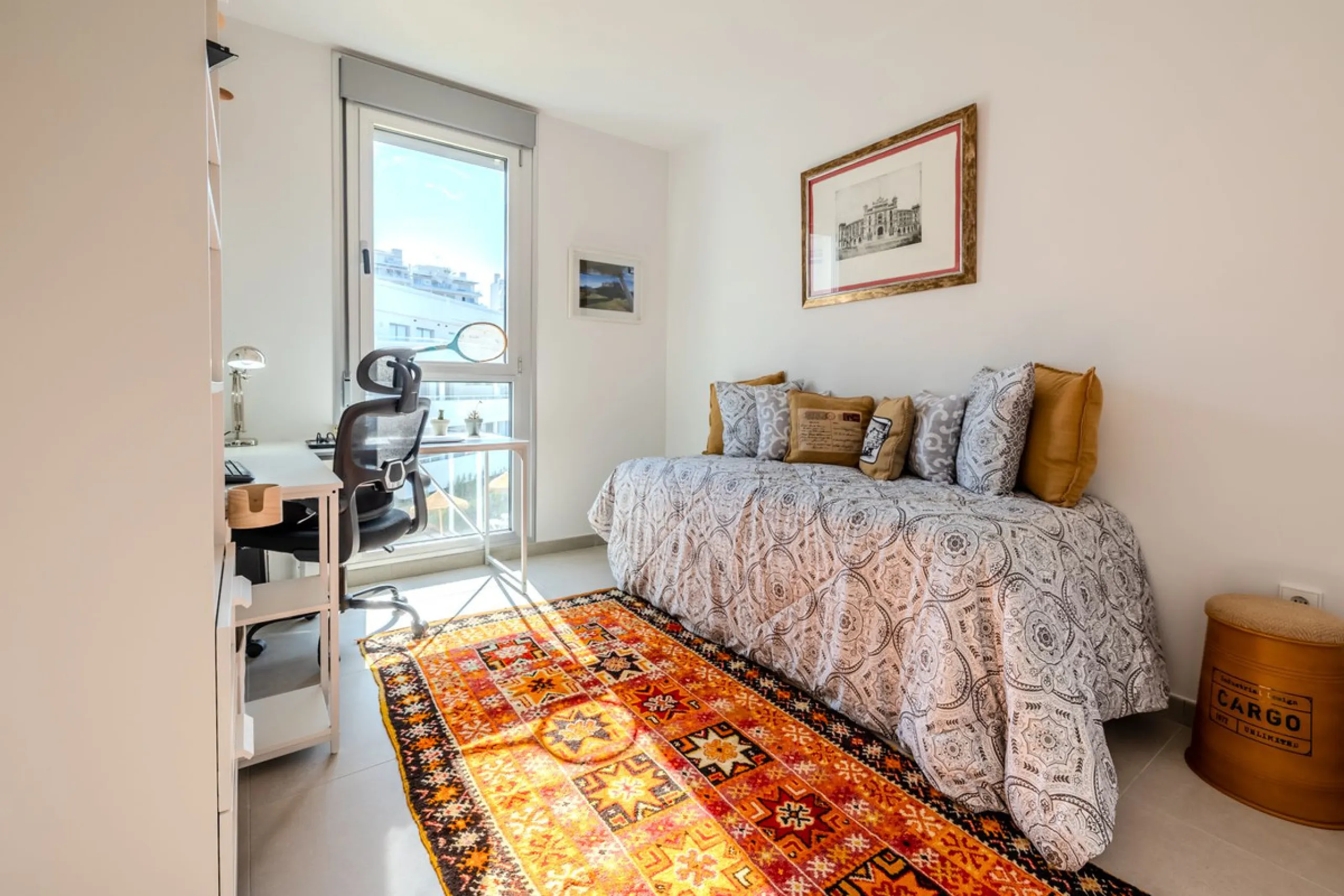 Apartment - Penthouse в продаже в Estepona, Málaga. В доме 2 спален и 2 ванных комнат. Площадь дома 75 м²