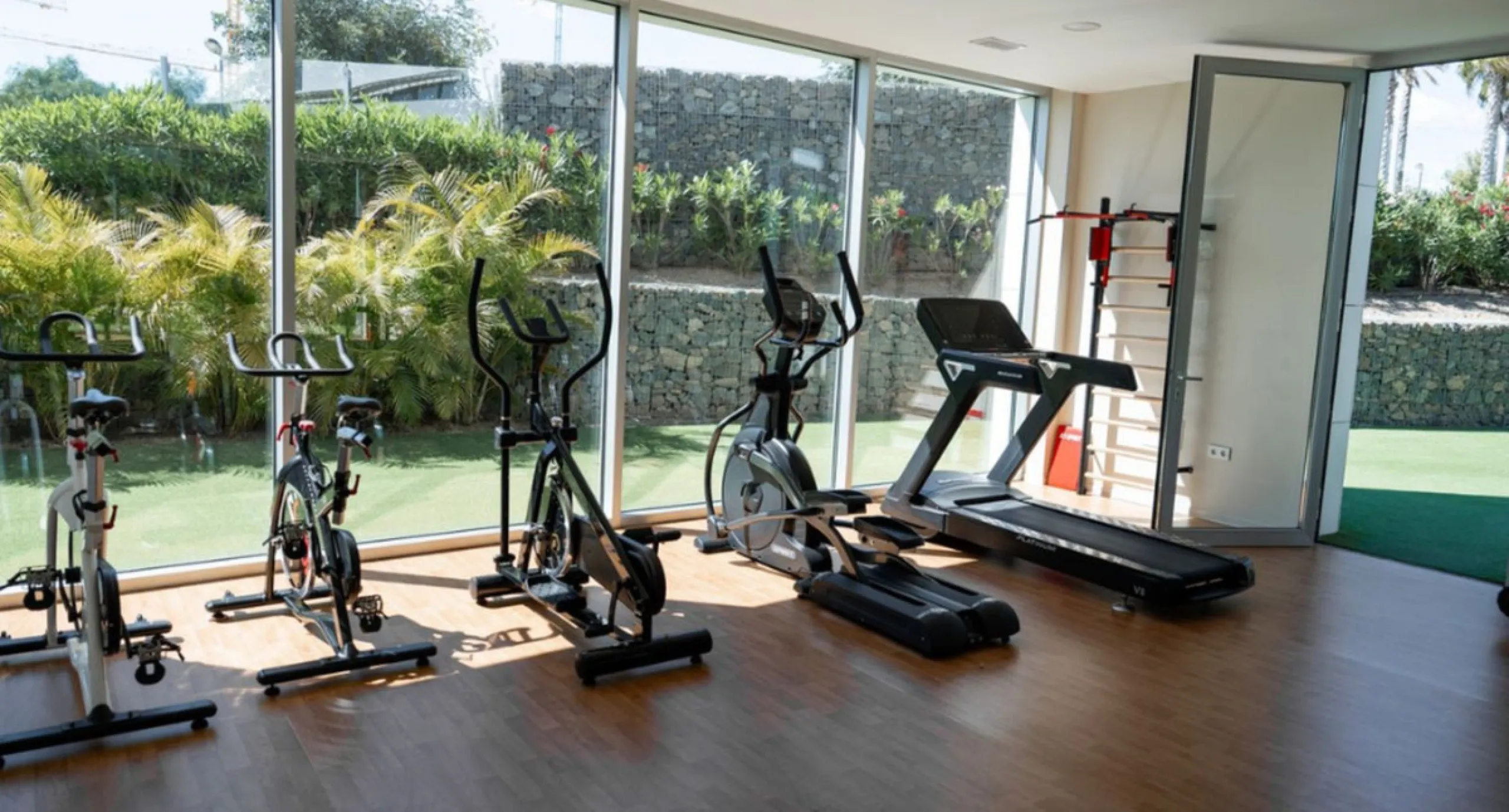 Welcome to this luxurious apartment located in the exclusive beachfront residential complex The Edge. This 2nd floor home offers four bedrooms and two bathrooms with exclusive Dornbracht finishes. The open concept living room and kitchen create a social a