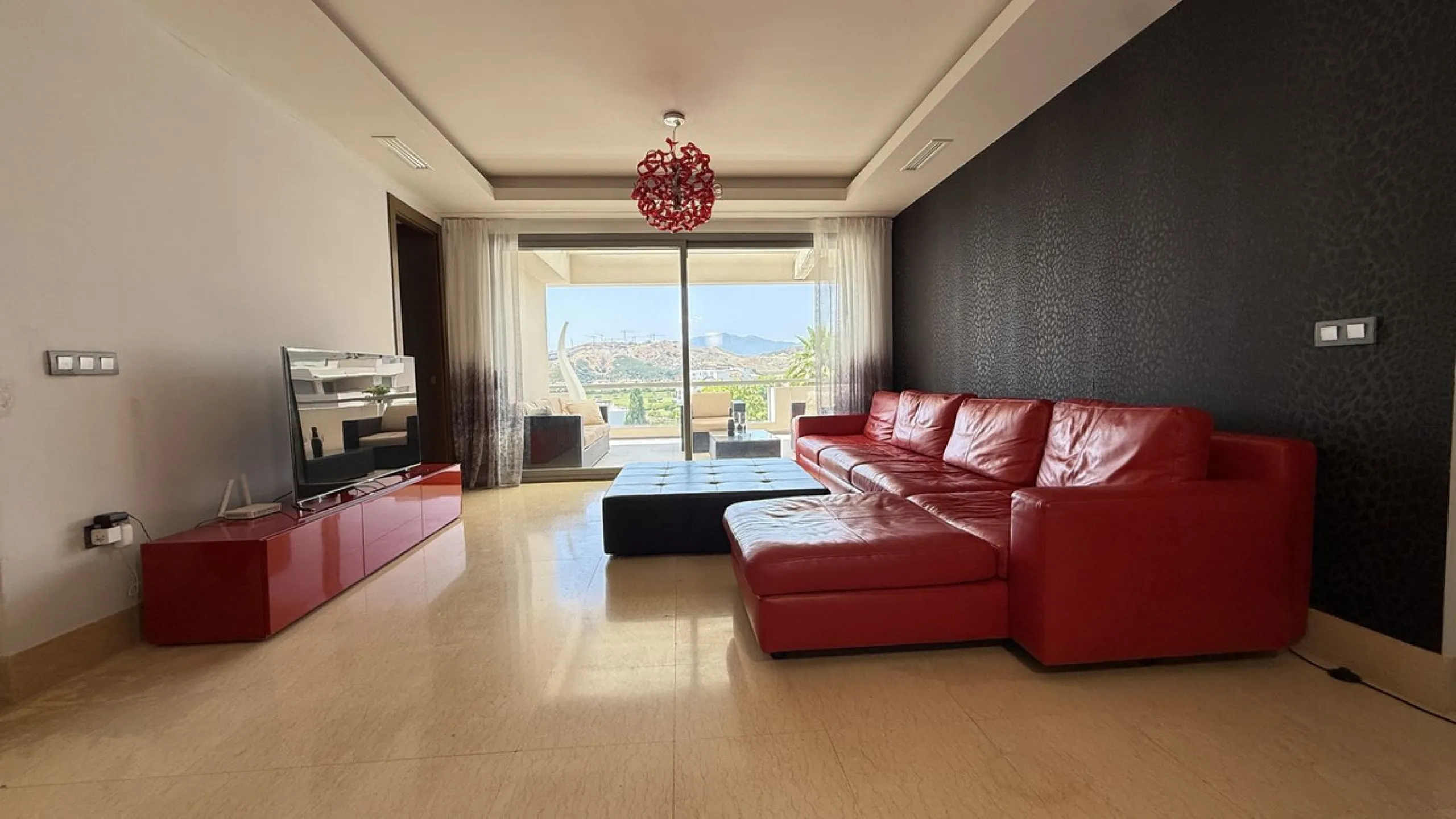 Legant 3-Bedroom Apartment in the Prestigious Los Arrayanes Golf Urbanization, Benahavís