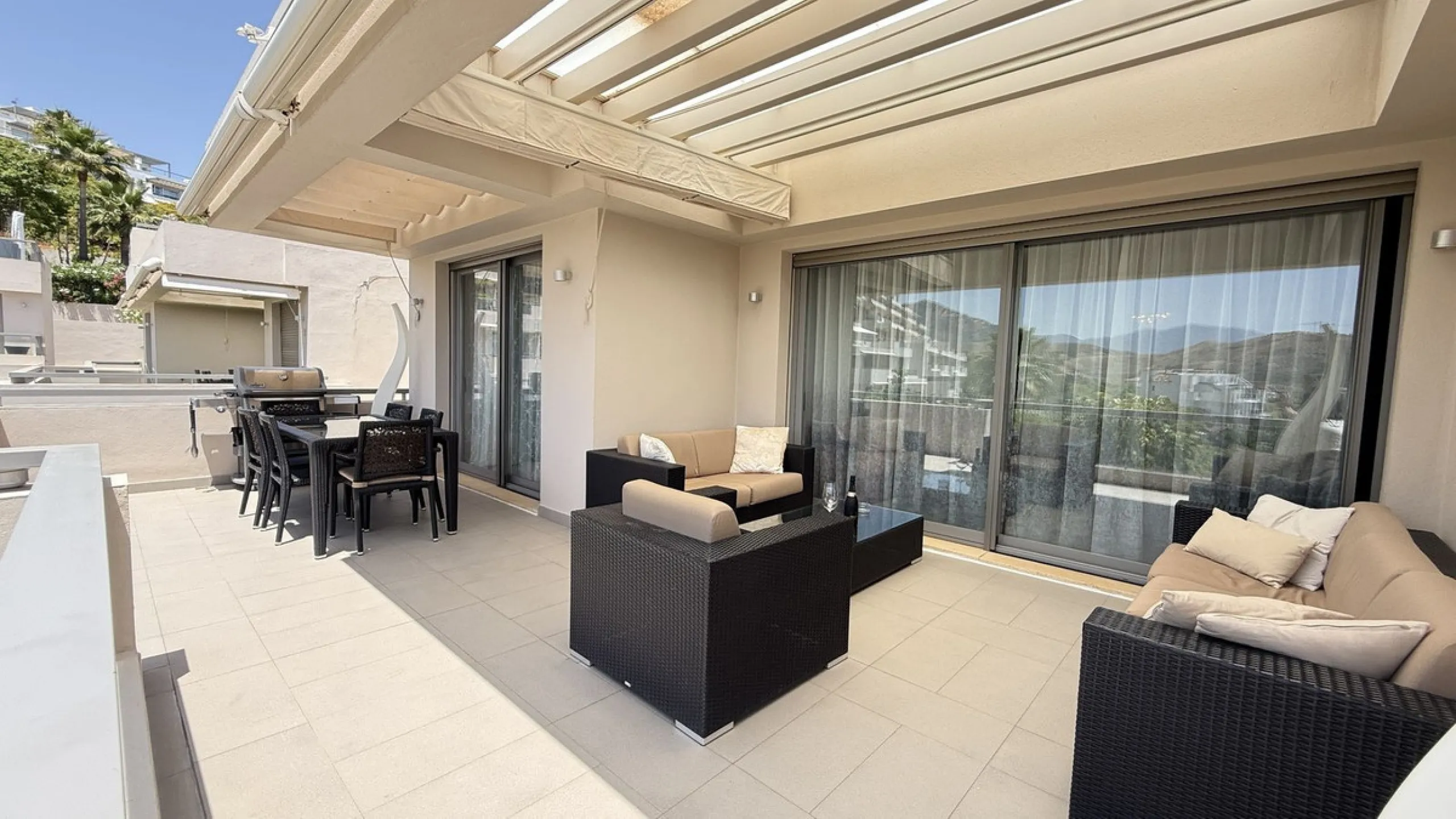 Legant 3-Bedroom Apartment in the Prestigious Los Arrayanes Golf Urbanization, Benahavís