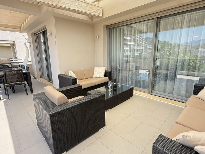 Legant 3-Bedroom Apartment in the Prestigious Los Arrayanes Golf Urbanization, Benahavís