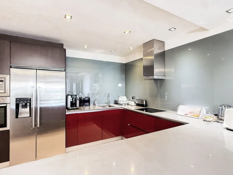 Legant 3-Bedroom Apartment in the Prestigious Los Arrayanes Golf Urbanization, Benahavís