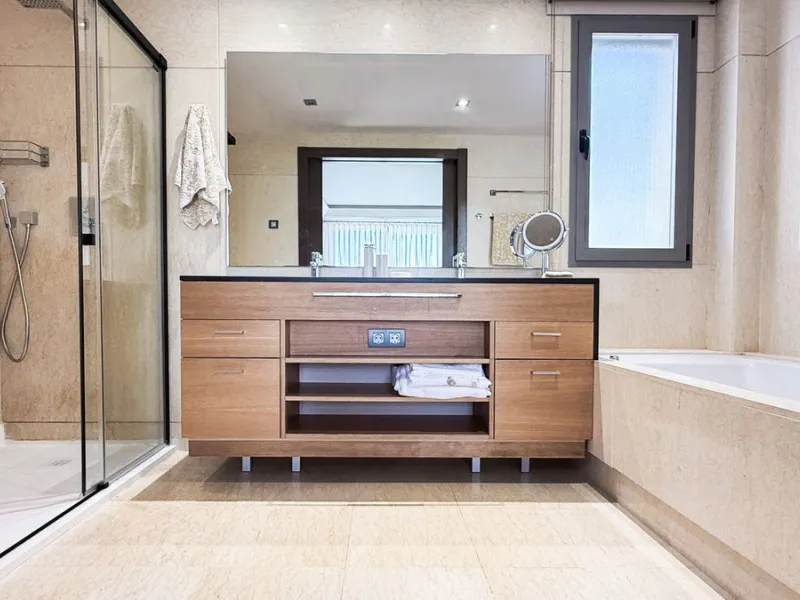 Legant 3-Bedroom Apartment in the Prestigious Los Arrayanes Golf Urbanization, Benahavís