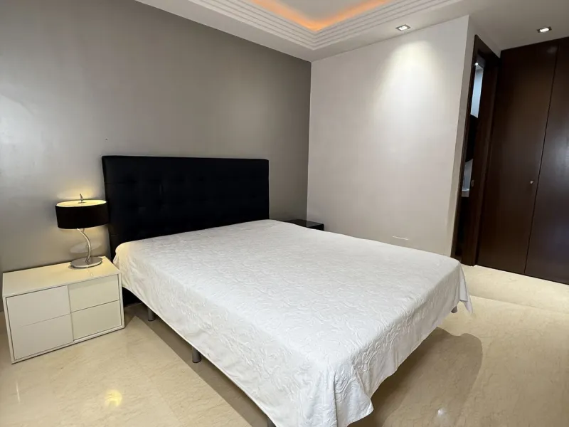 Legant 3-Bedroom Apartment in the Prestigious Los Arrayanes Golf Urbanization, Benahavís