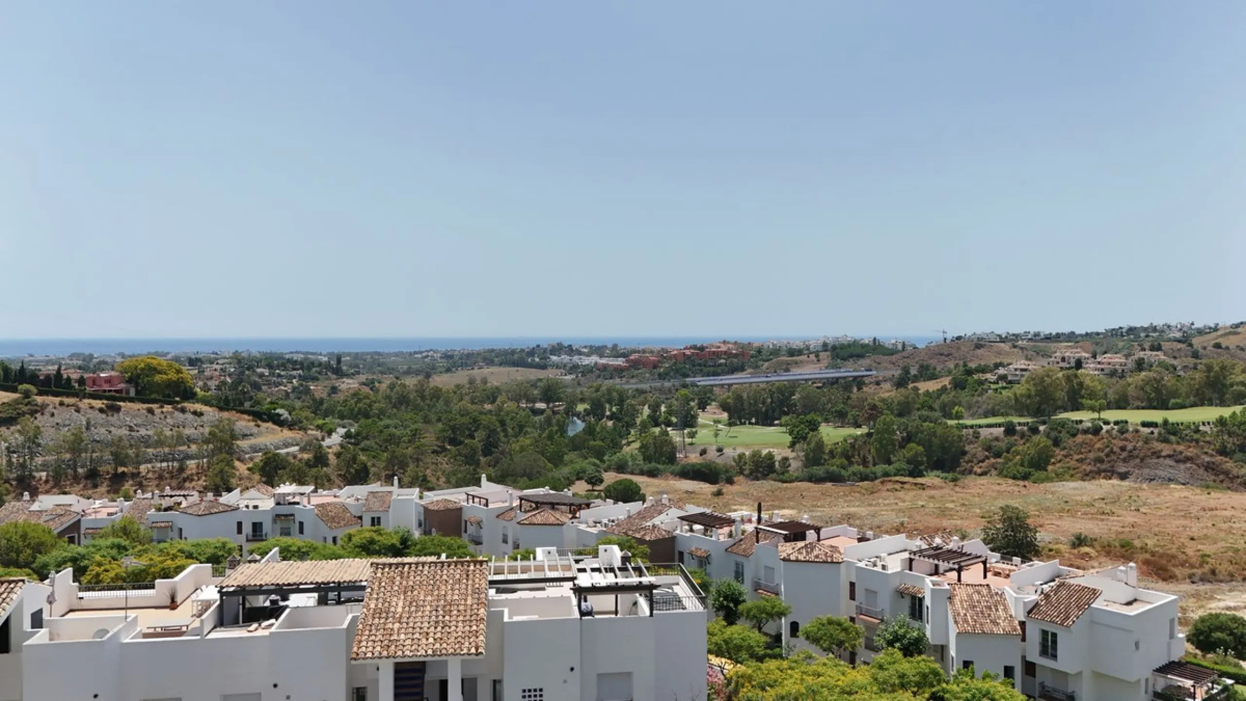 Legant 3-Bedroom Apartment in the Prestigious Los Arrayanes Golf Urbanization, Benahavís