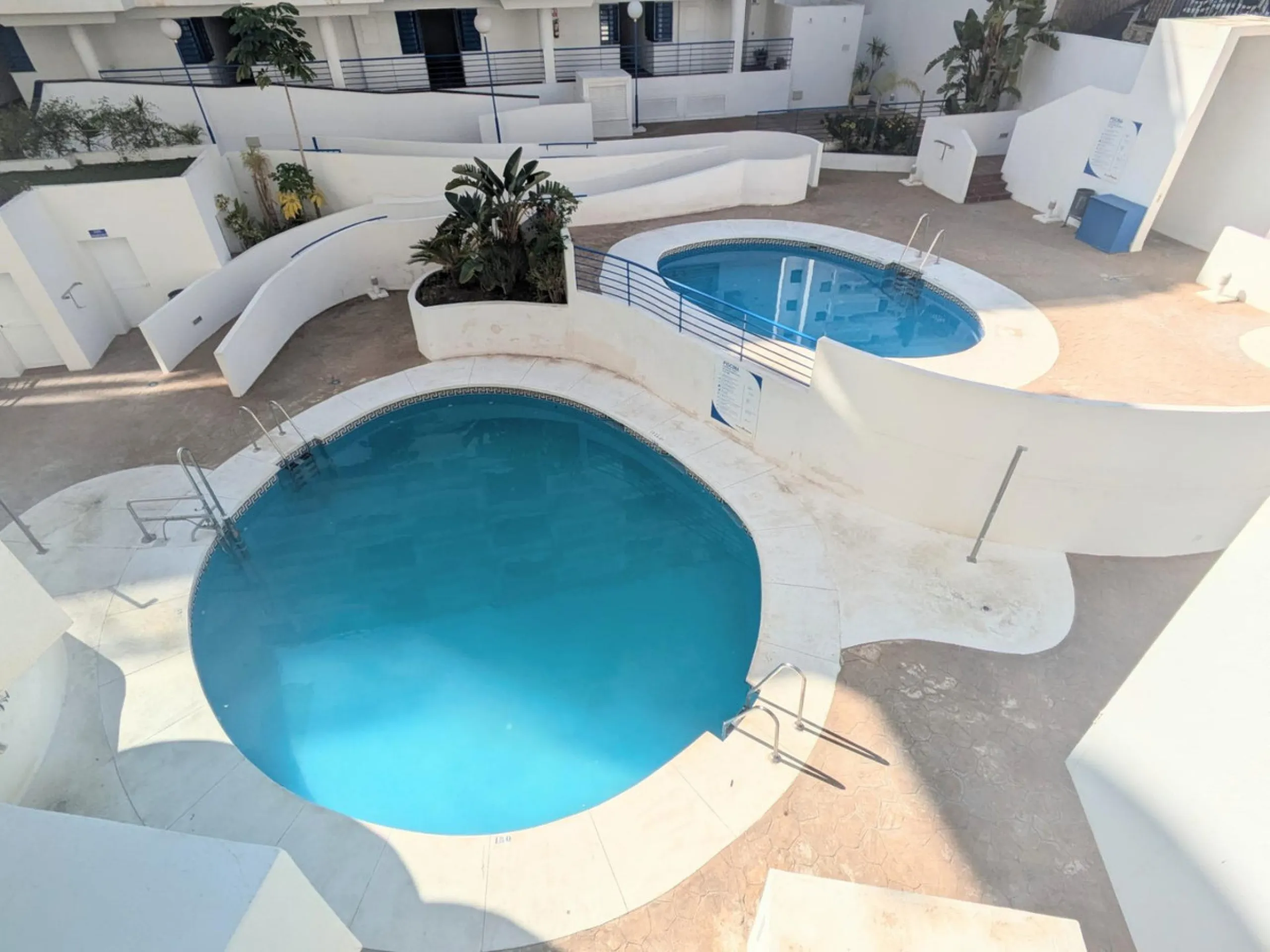 Eng.: Fully equipped apartment with the tourist licence in Benalmadena next to hotel Los Patos and only 150m from the beach!