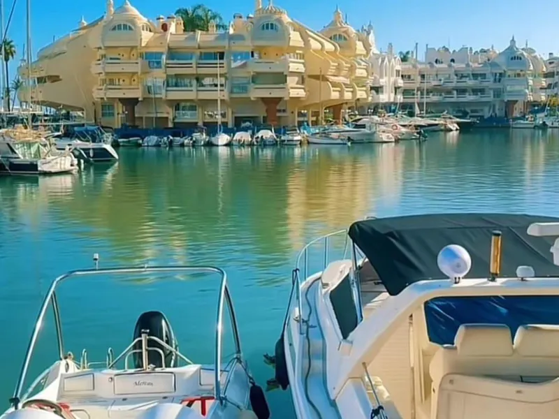 Eng.: Fully equipped apartment with the tourist licence in Benalmadena next to hotel Los Patos and only 150m from the beach!