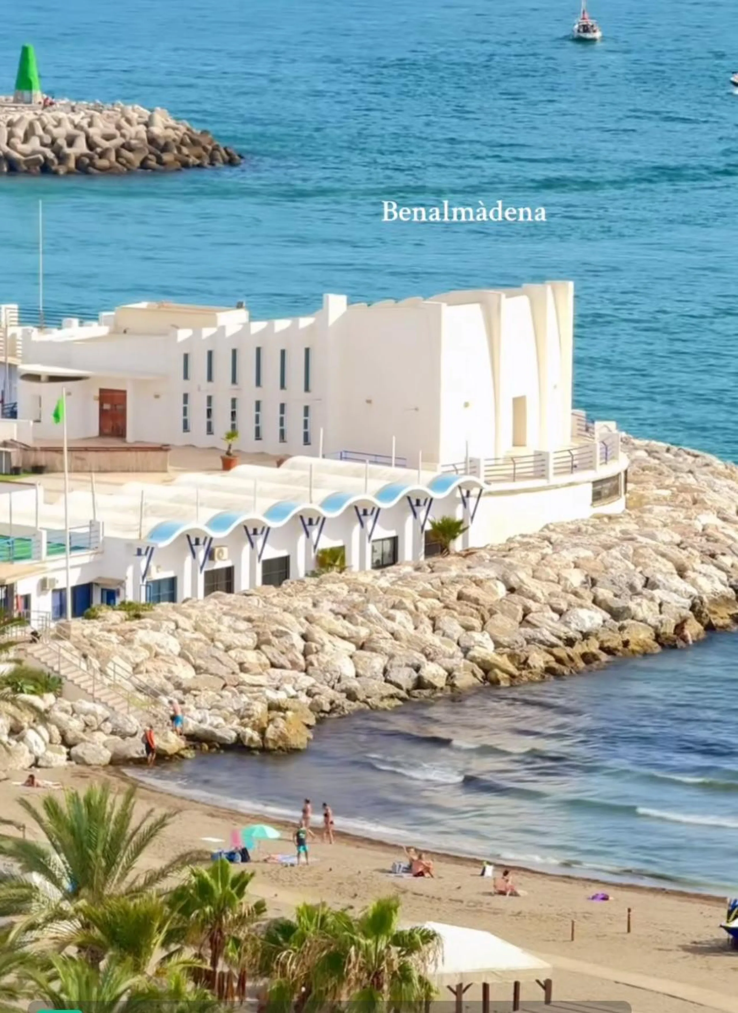 Eng.: Fully equipped apartment with the tourist licence in Benalmadena next to hotel Los Patos and only 150m from the beach!