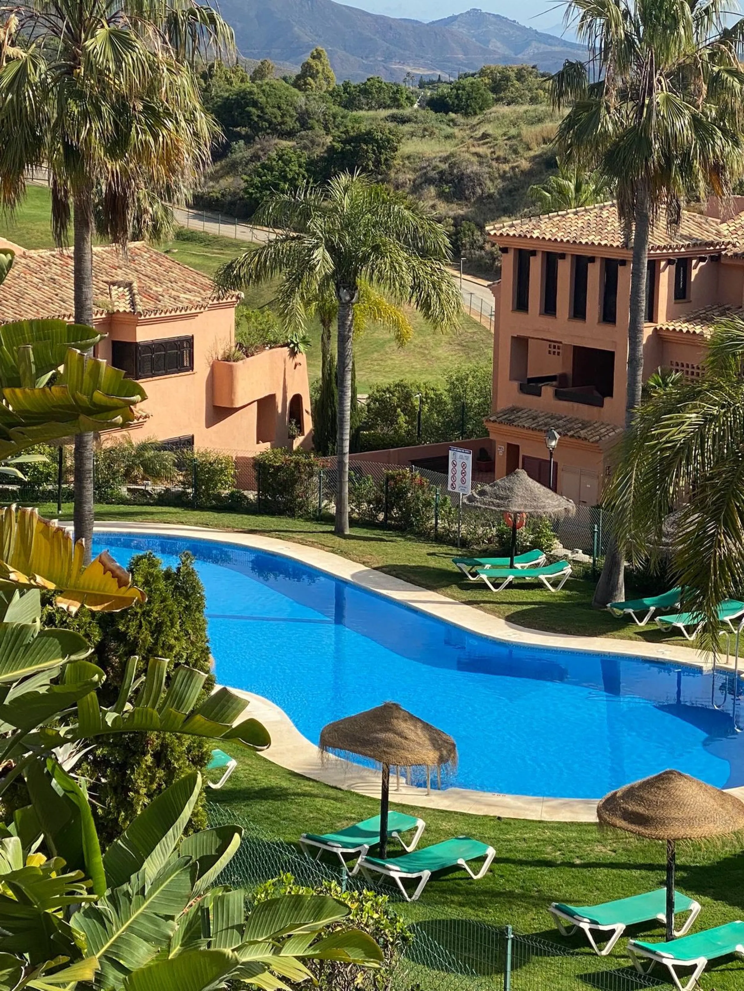 Fabulous Duplex Penthouse in La Mairena, Marbella