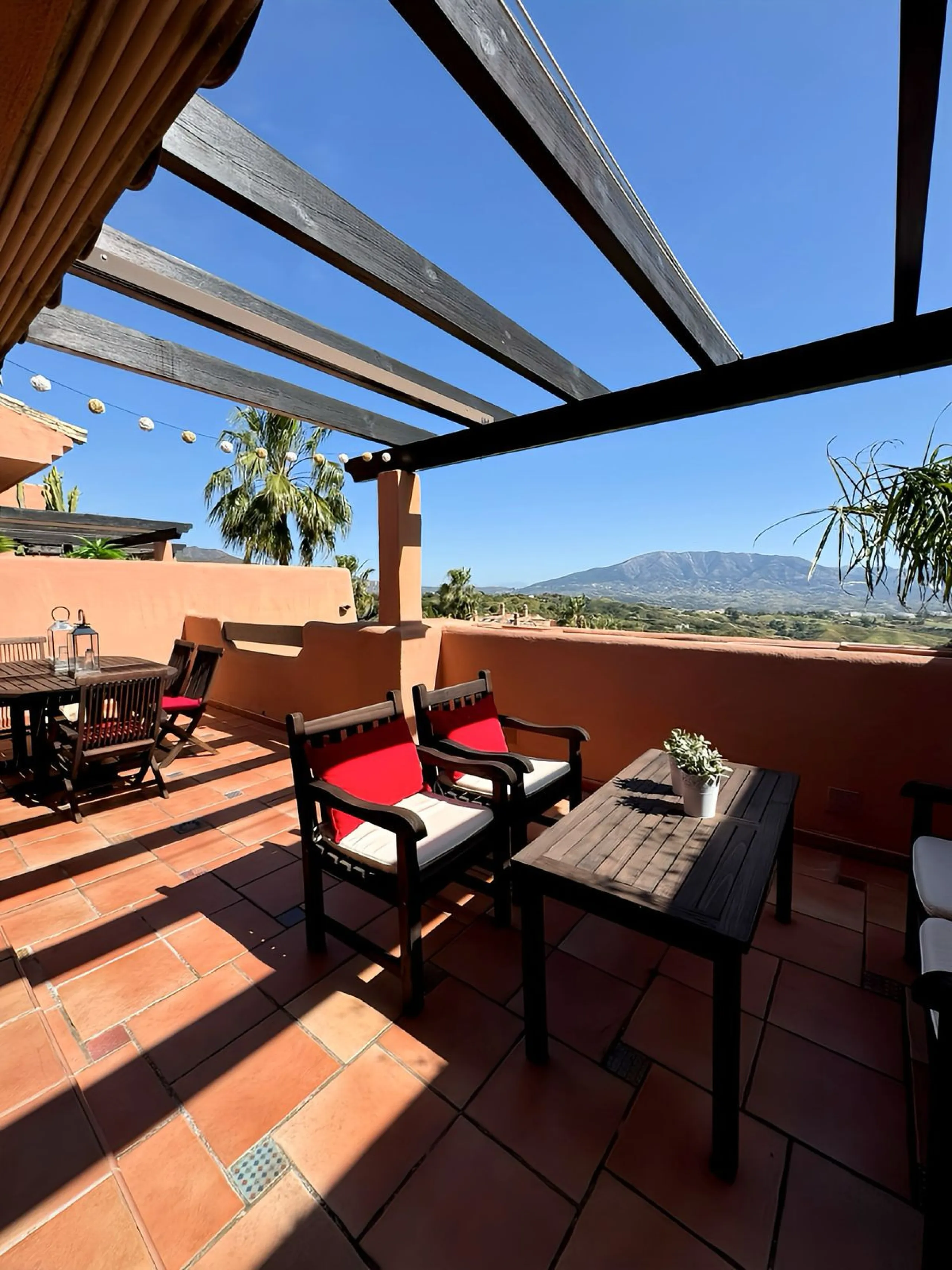 Fabulous Duplex Penthouse in La Mairena, Marbella