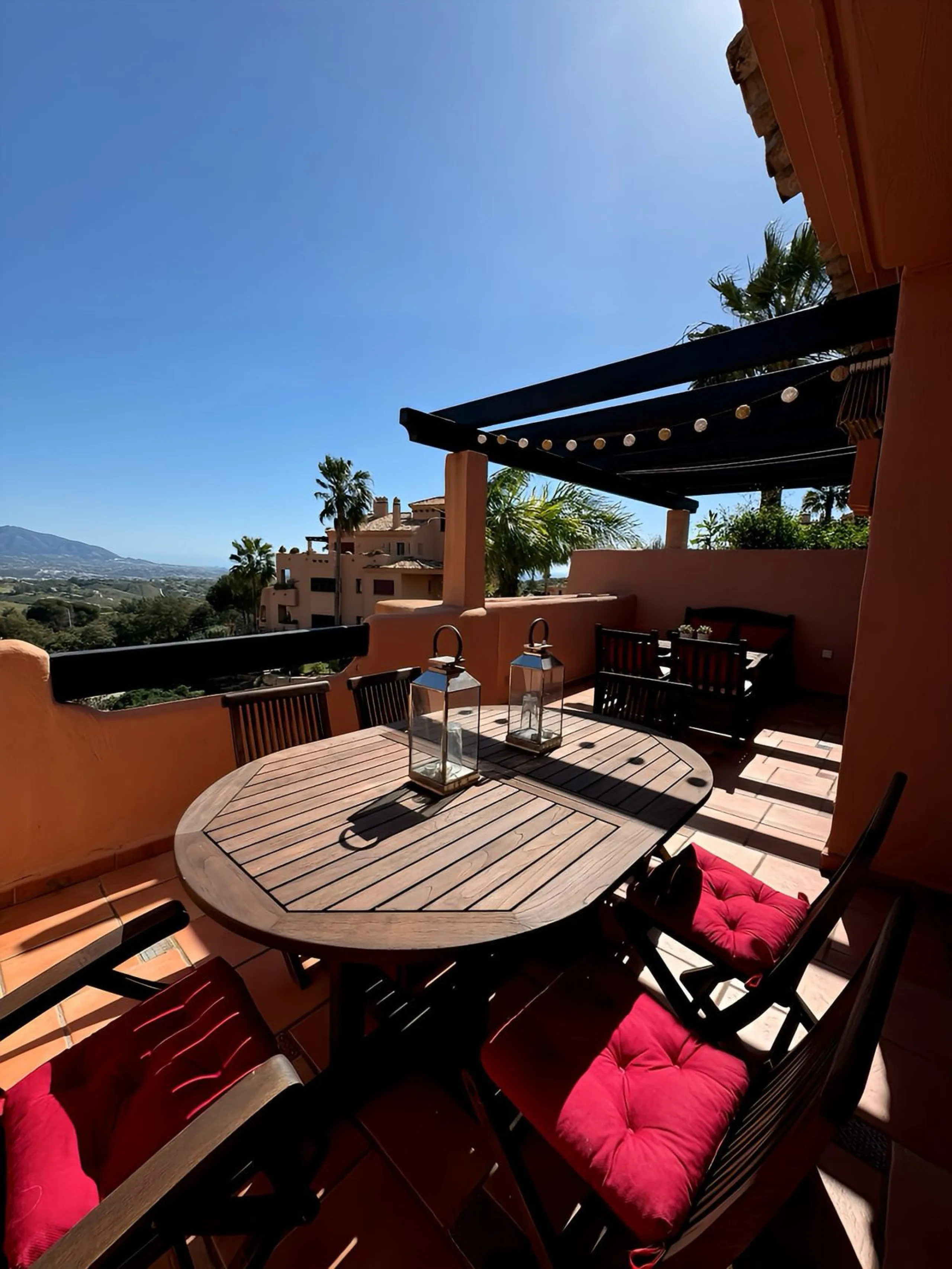Fabulous Duplex Penthouse in La Mairena, Marbella