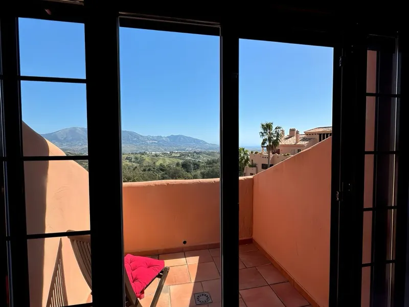 Fabulous Duplex Penthouse in La Mairena, Marbella