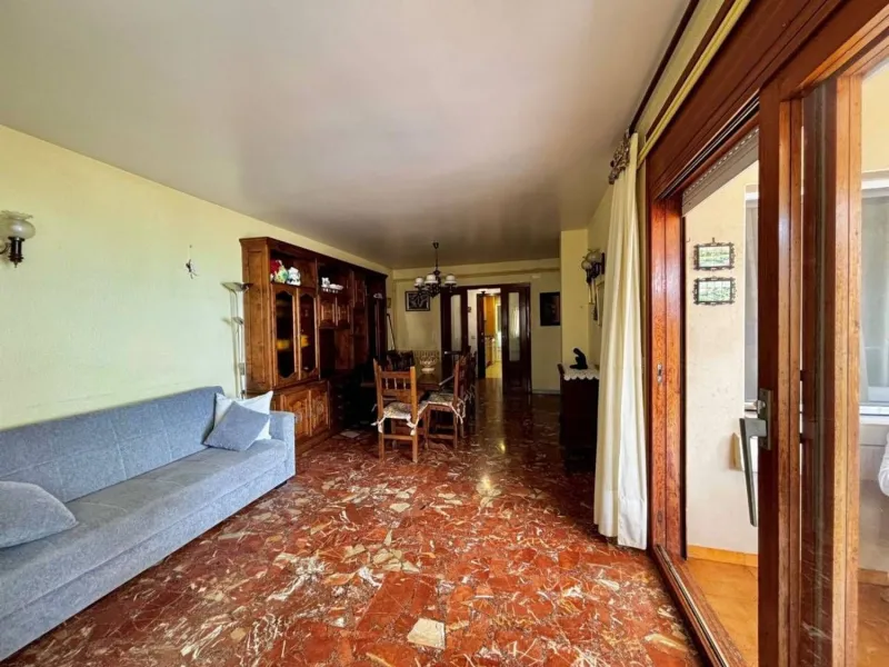 Sea view apartment with renovation project included in Segur de Calafell, Costa Dorada