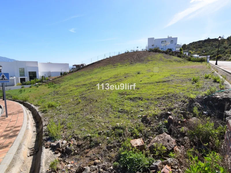Plot - Residential Plot в продаже в Mijas, Málaga. Площадь участка 1658 м²