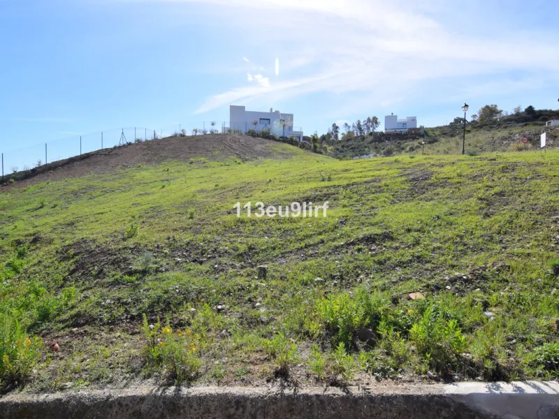 Plot - Residential Plot в продаже в Mijas, Málaga. Площадь участка 1658 м²