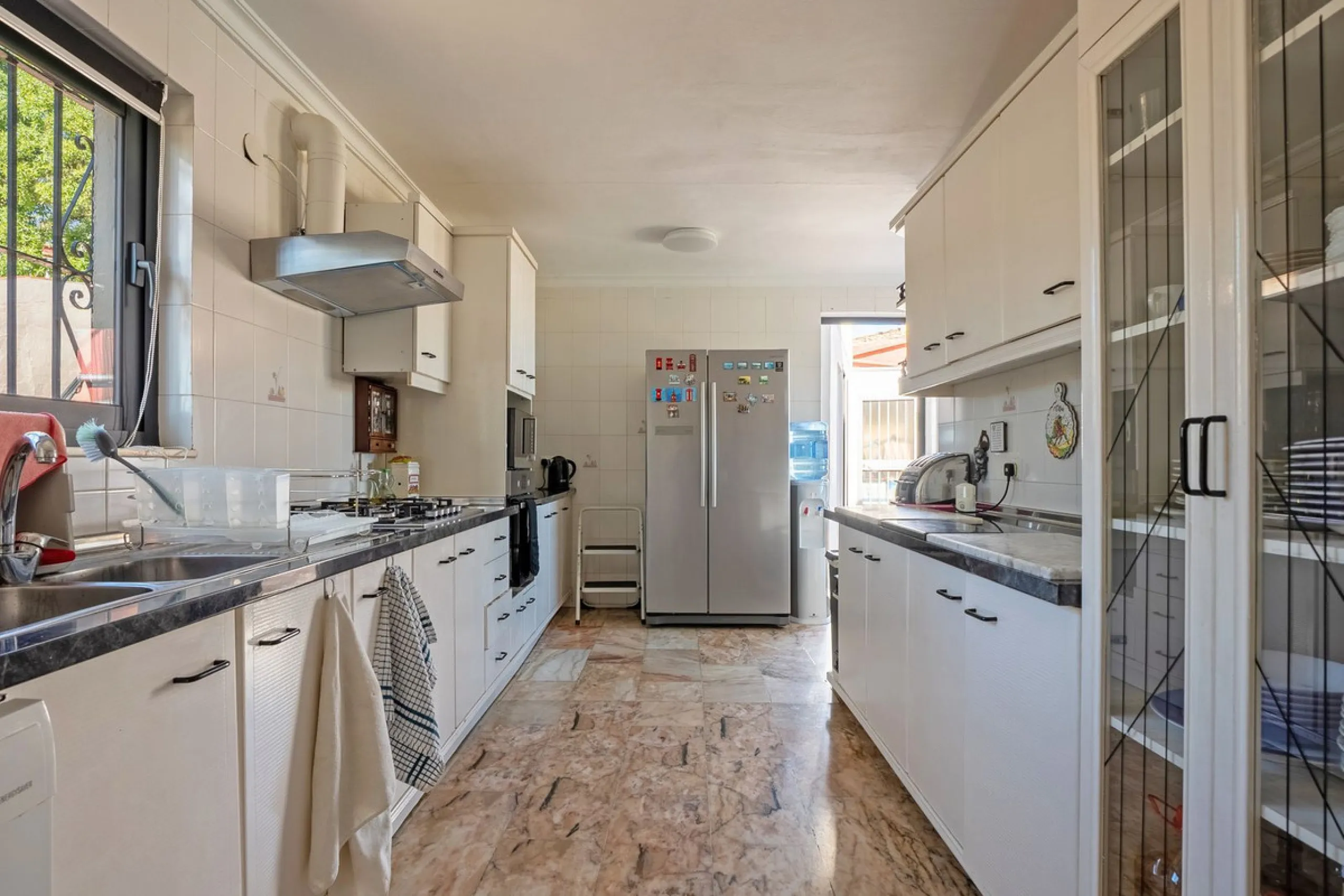 Spacious Family Villa with Sea Views, Private Pool & Prime Location near the Beach ! Walk to Bikini Beach by the Castle Fuengirola .