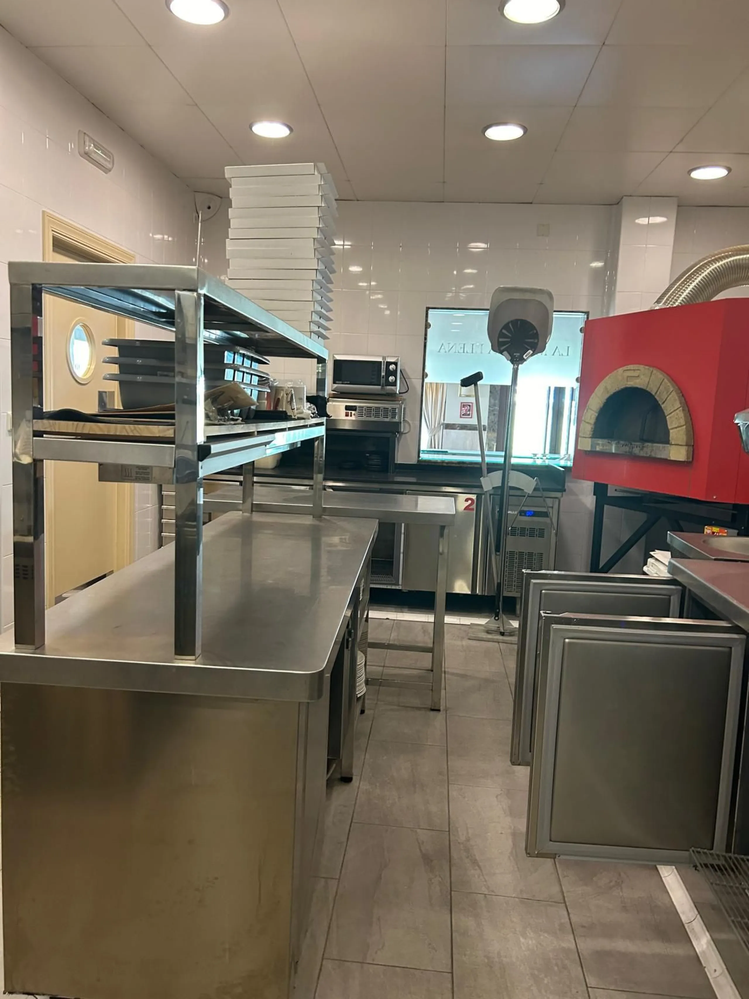 FOR SALE: TWO RESTAURANTS ON THE SAME PLOT – UNIQUE OPPORTUNITY IN EL PARAÍSO, ESTEPONA
