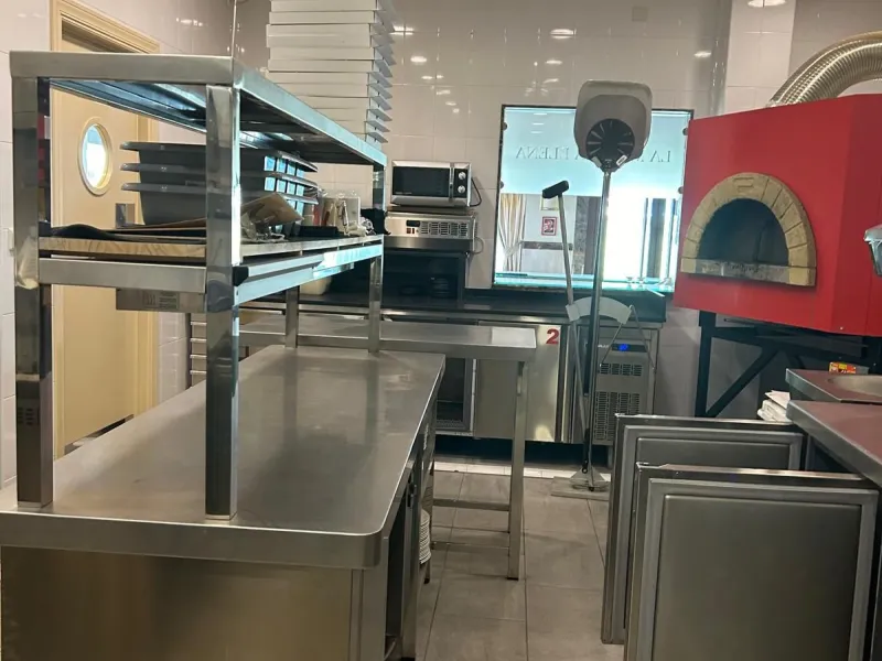 FOR SALE: TWO RESTAURANTS ON THE SAME PLOT – UNIQUE OPPORTUNITY IN EL PARAÍSO, ESTEPONA