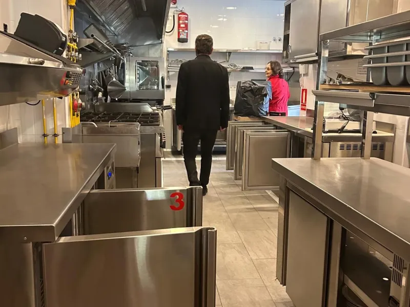 FOR SALE: TWO RESTAURANTS ON THE SAME PLOT – UNIQUE OPPORTUNITY IN EL PARAÍSO, ESTEPONA