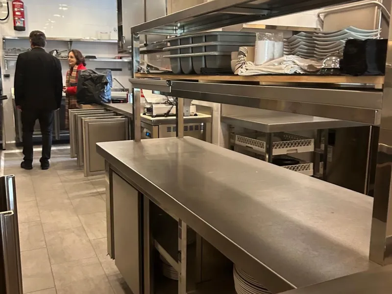 FOR SALE: TWO RESTAURANTS ON THE SAME PLOT – UNIQUE OPPORTUNITY IN EL PARAÍSO, ESTEPONA